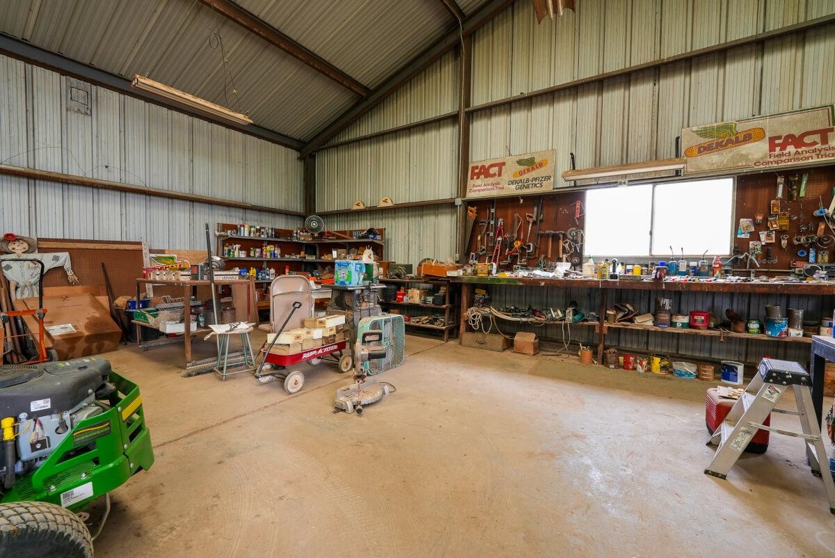 1425 110th Property Photo 30