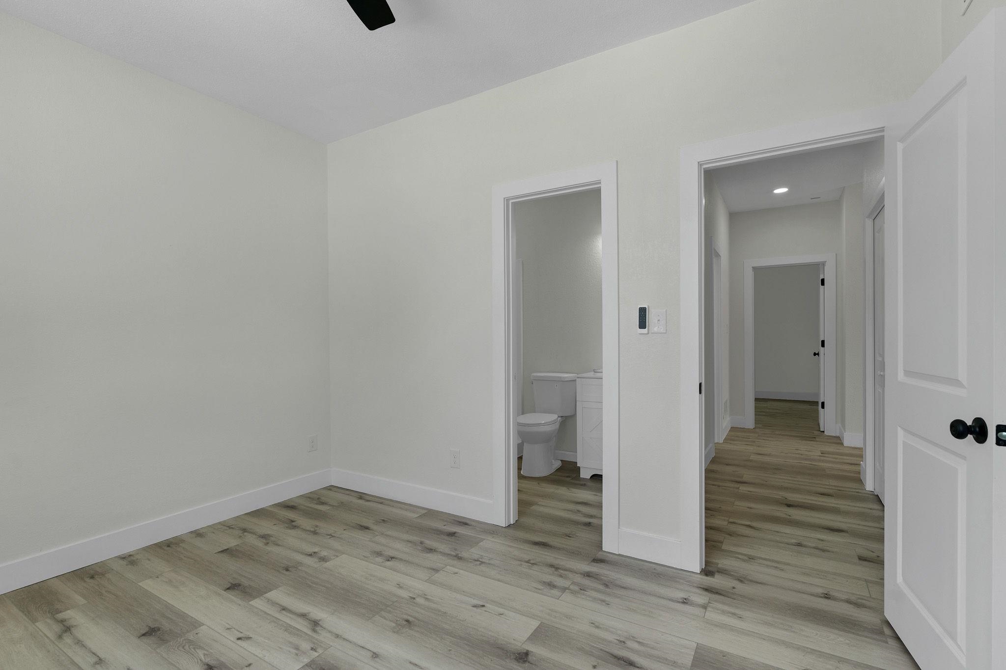 2331 N Jackson Property Photo 21
