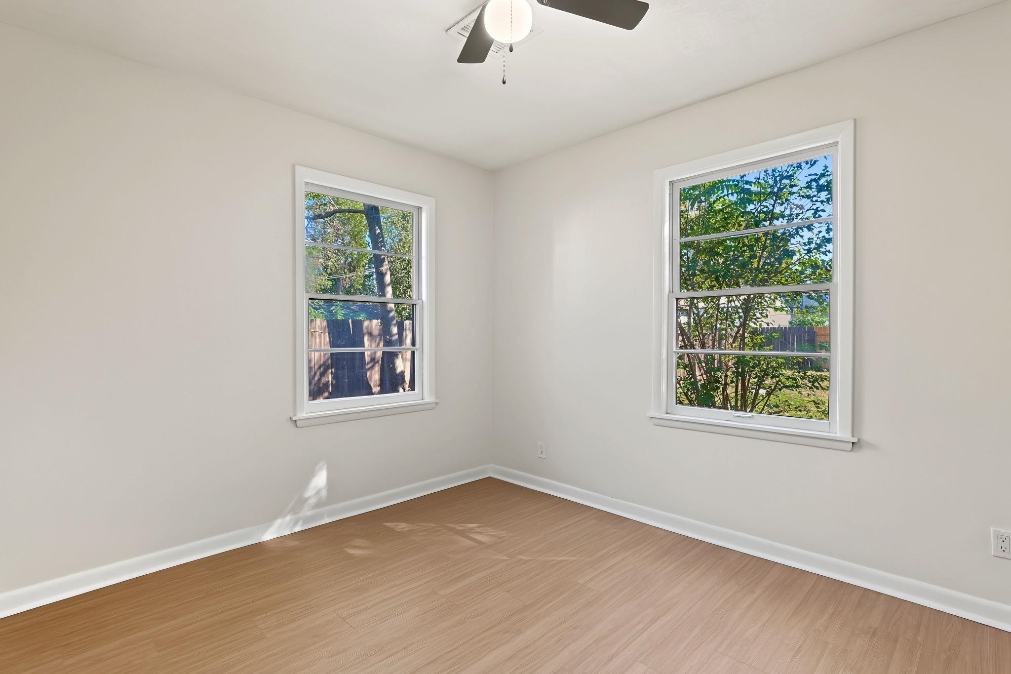 226 S Fern Property Photo 15