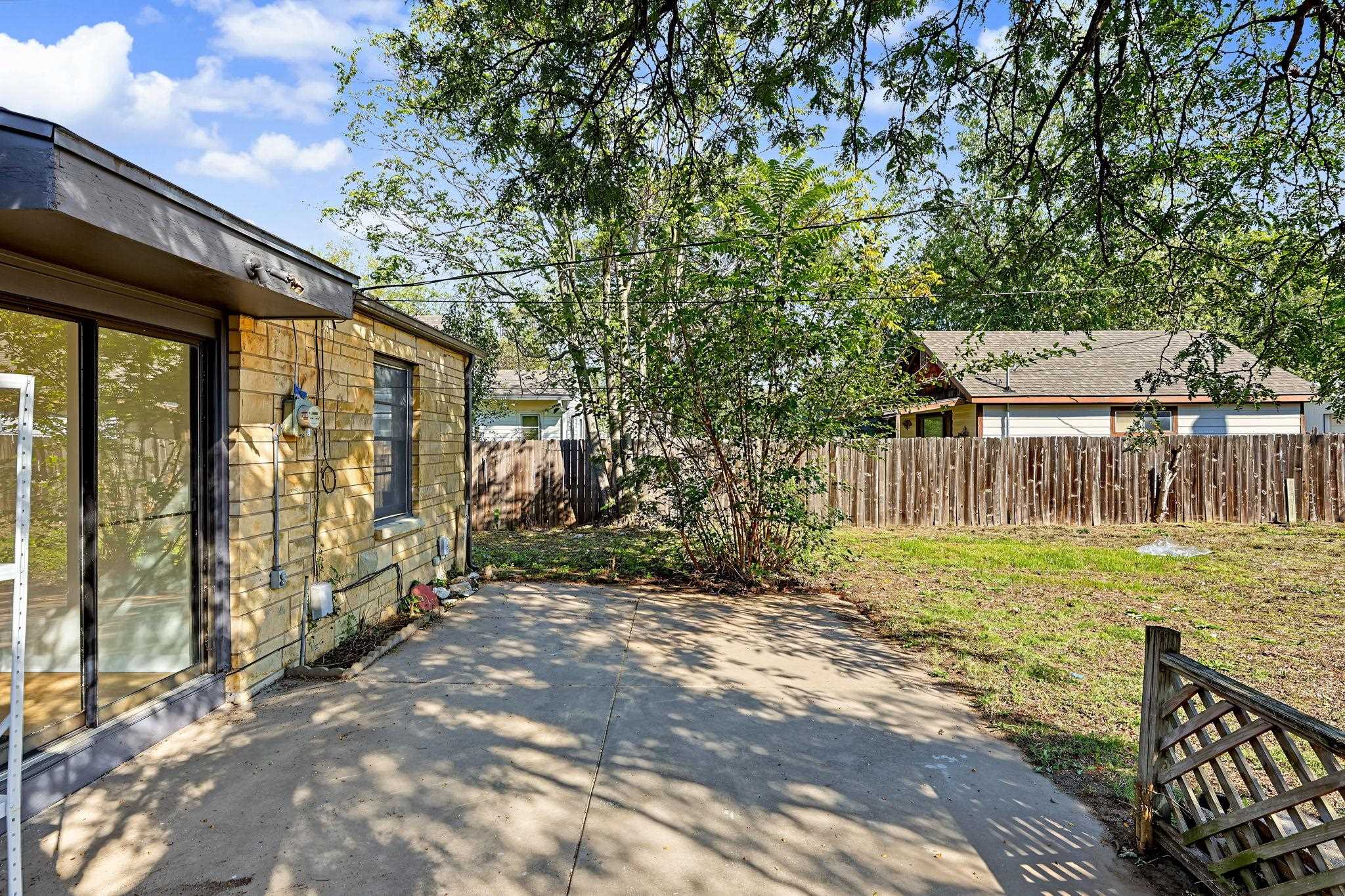 226 S Fern Property Photo 22