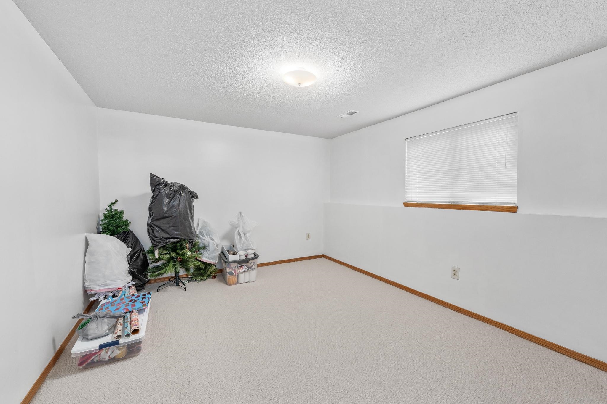 1206 N Manchester Ct Property Photo 26
