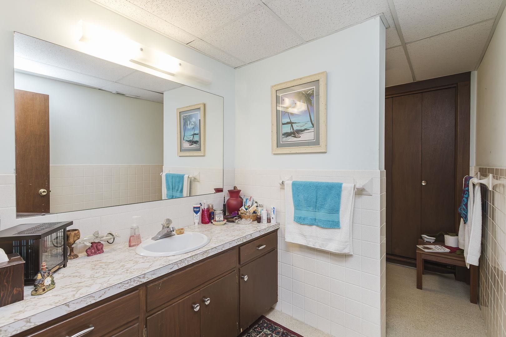 1003 N State St. Property Photo 24