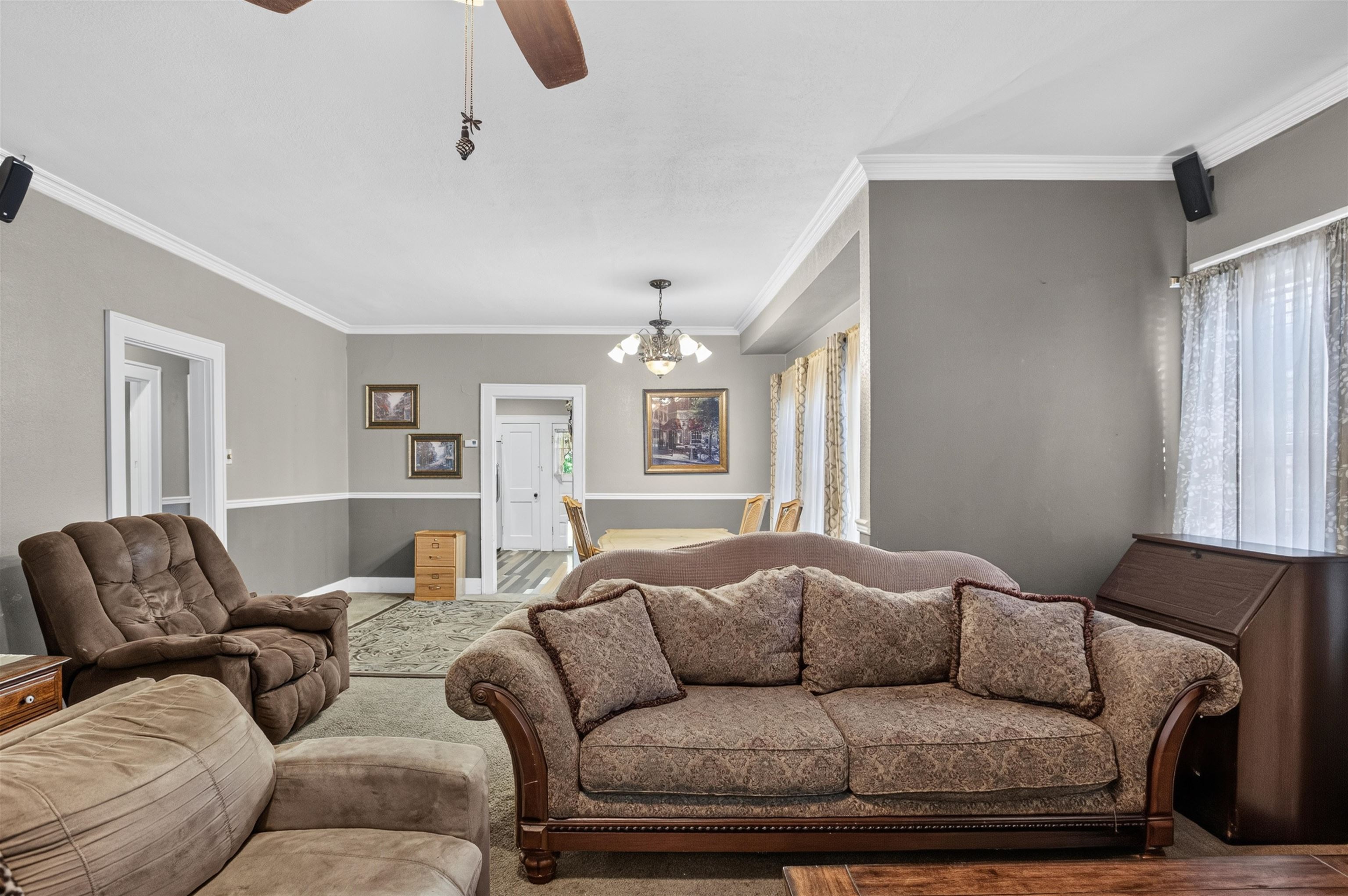 346 S Holyoke St Property Photo 11