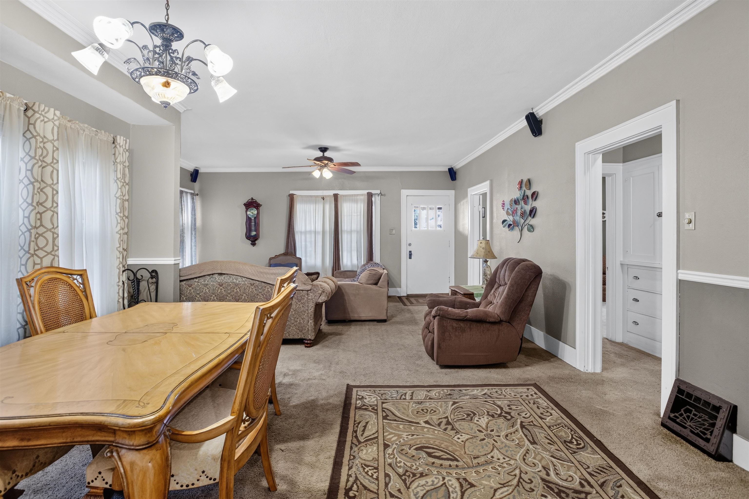 346 S Holyoke St Property Photo 16