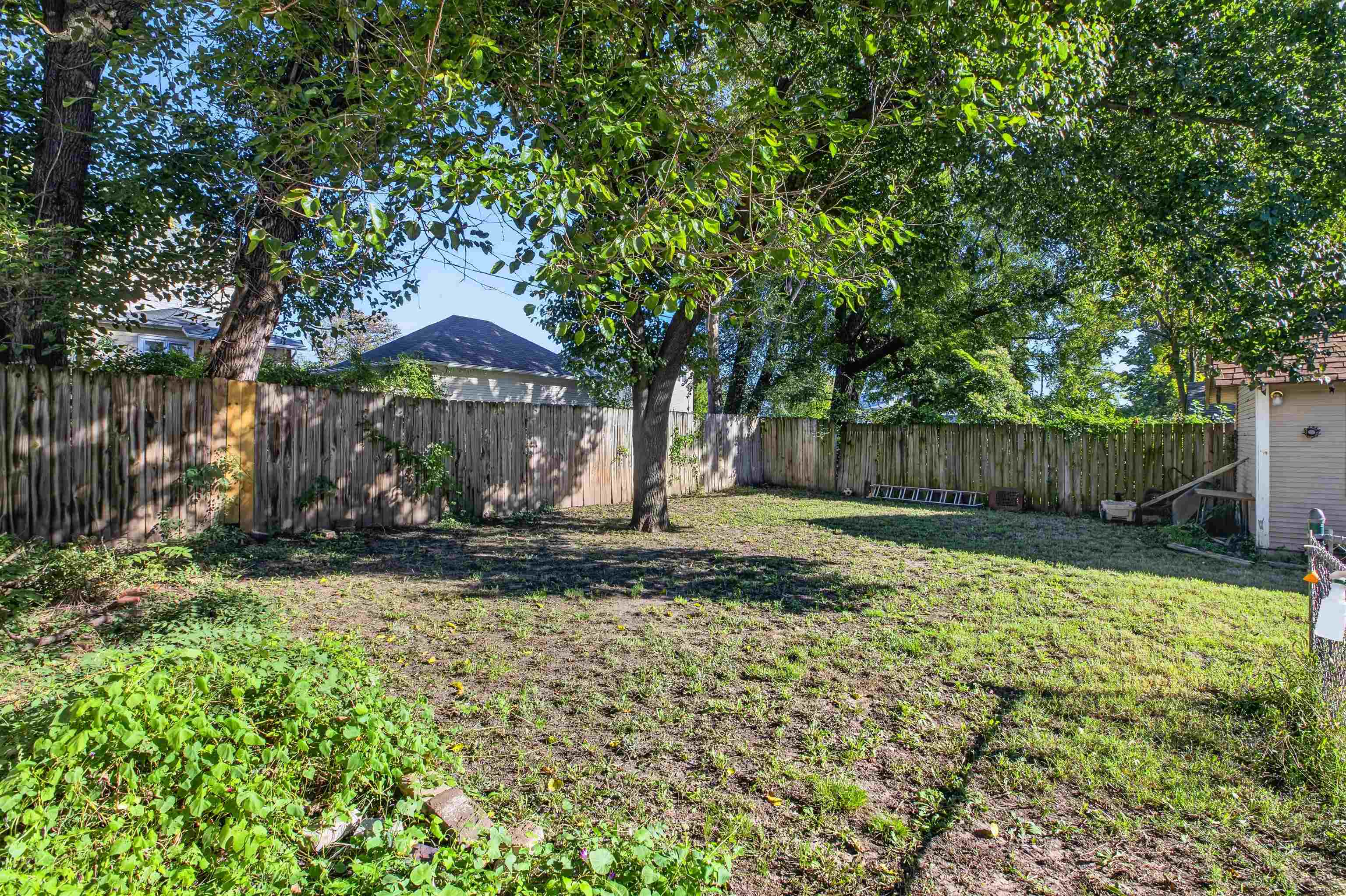 346 S Holyoke St Property Photo 34