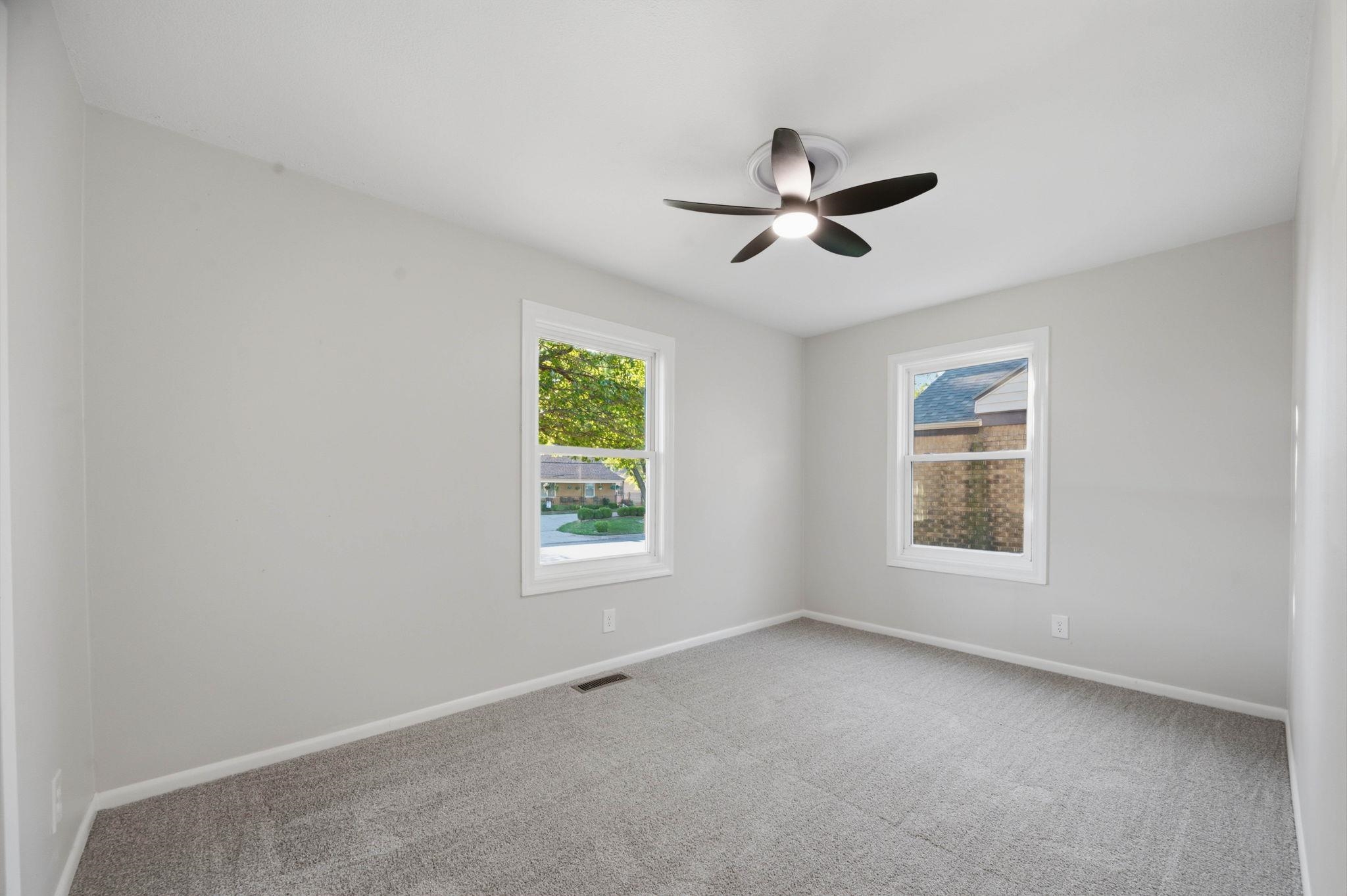 601 S Calhoun Property Photo 23