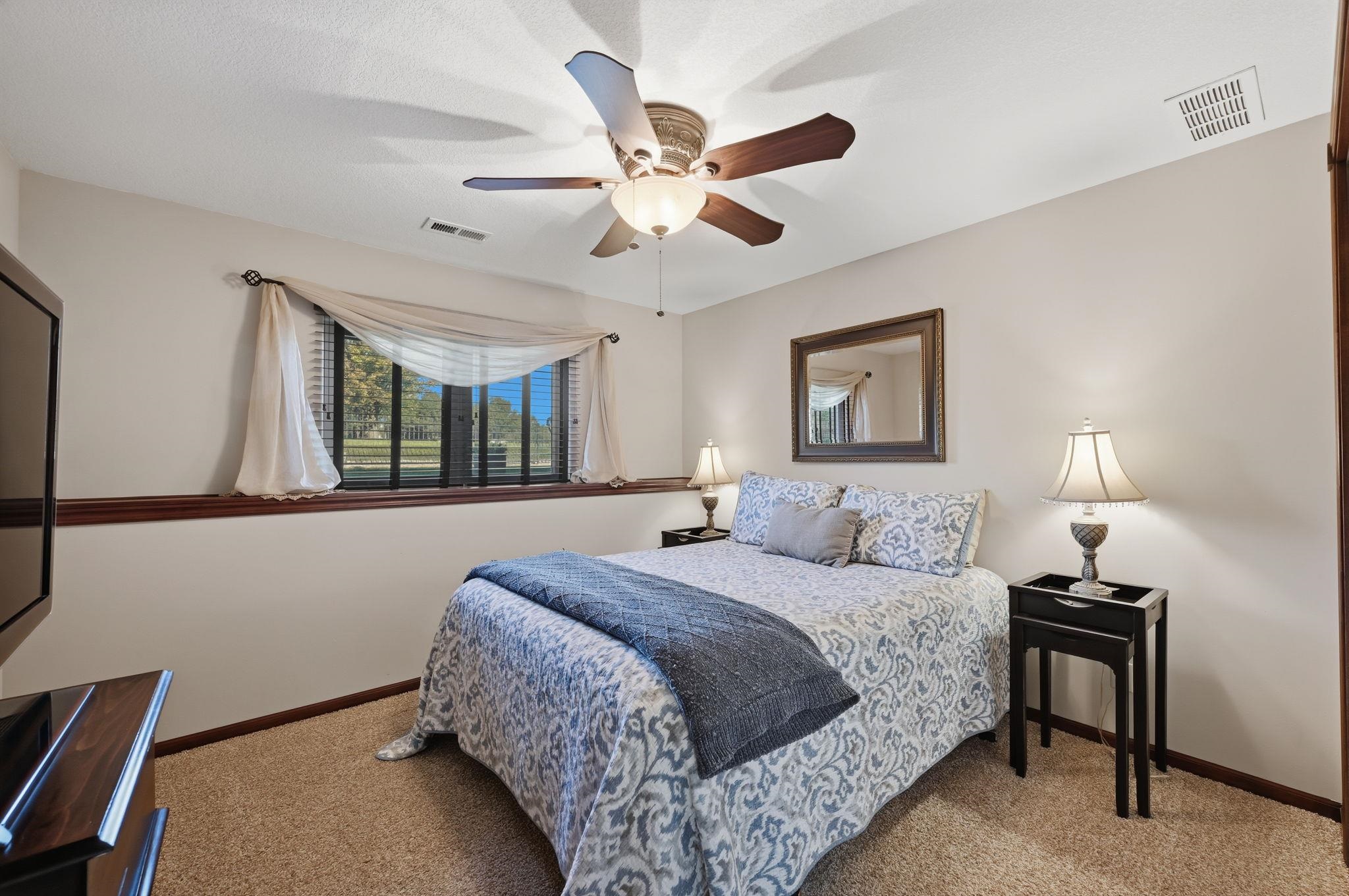13914 W Onewood Property Photo 28