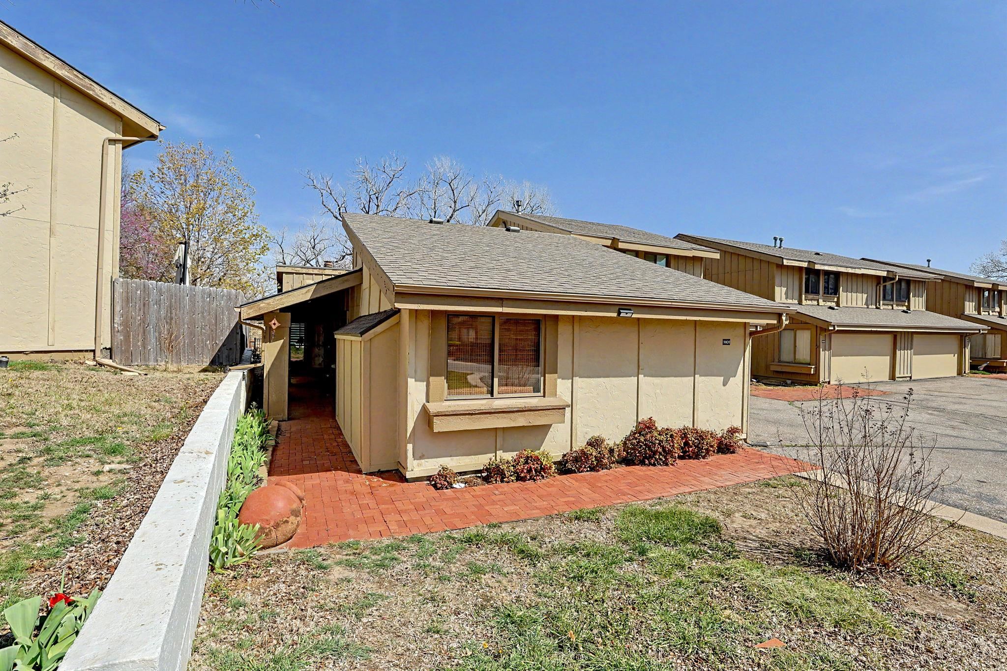 8201 E Harry Property Photo 1