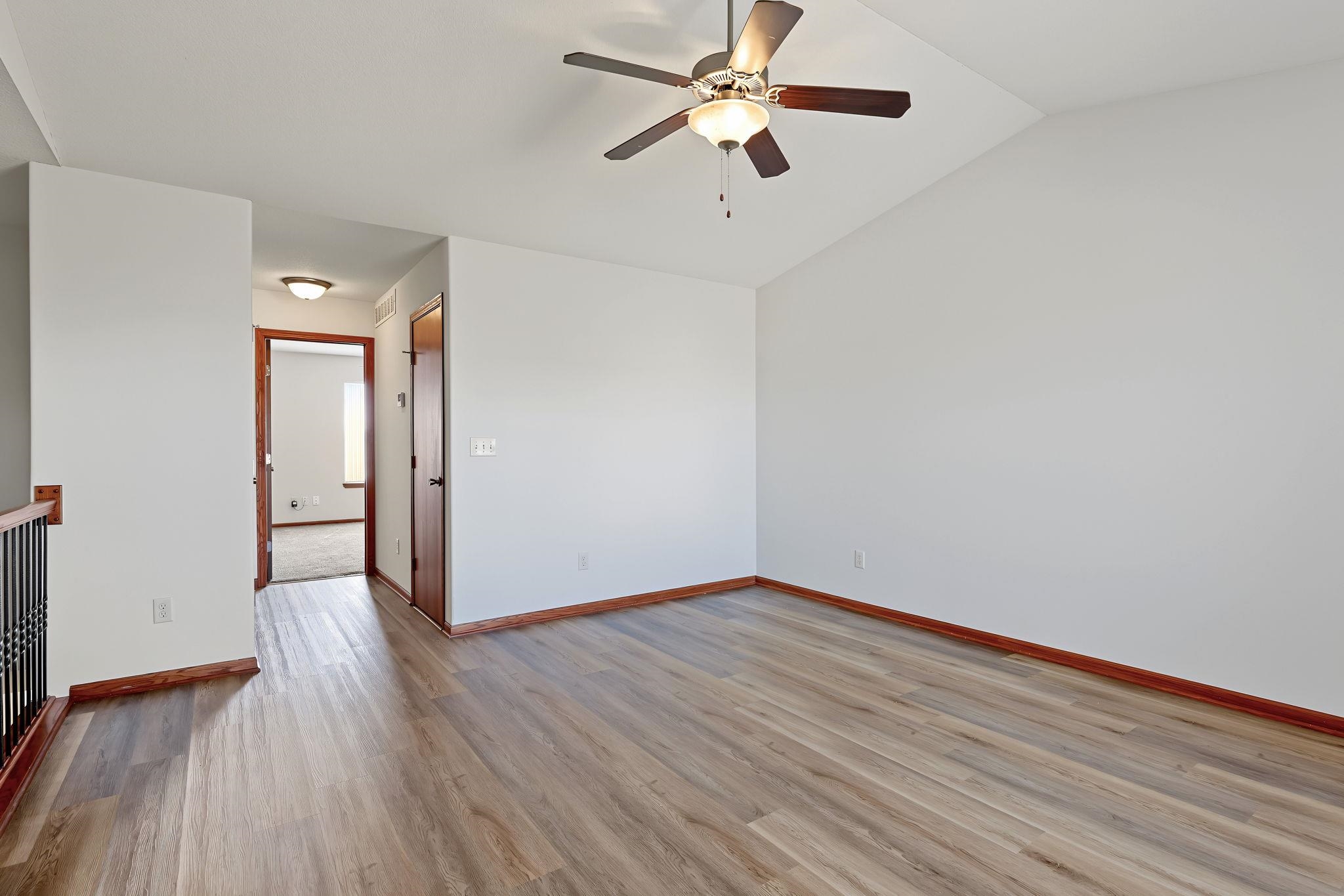 1005 Silverado Ct Property Photo 3
