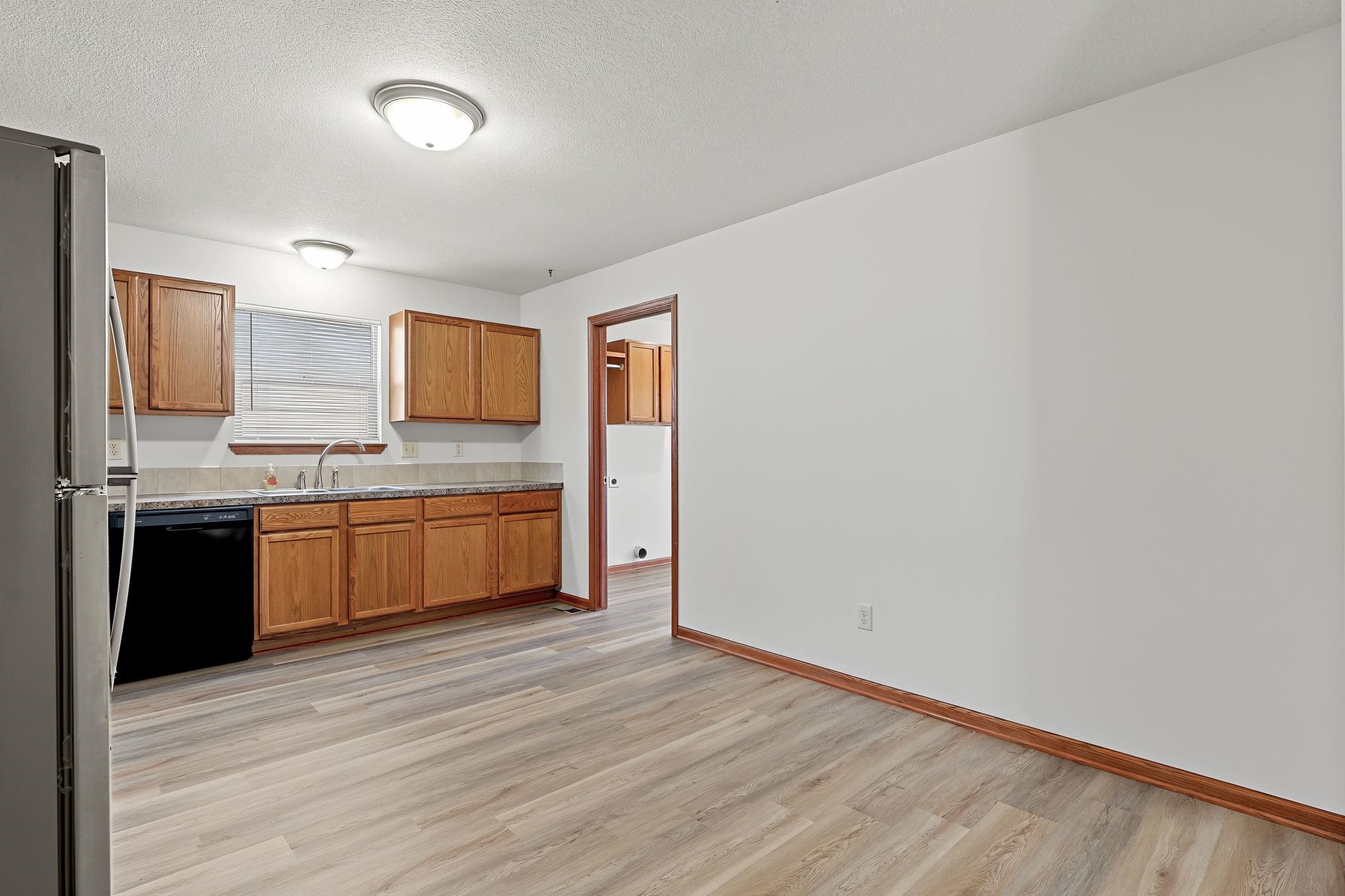 1005 Silverado Ct Property Photo 7