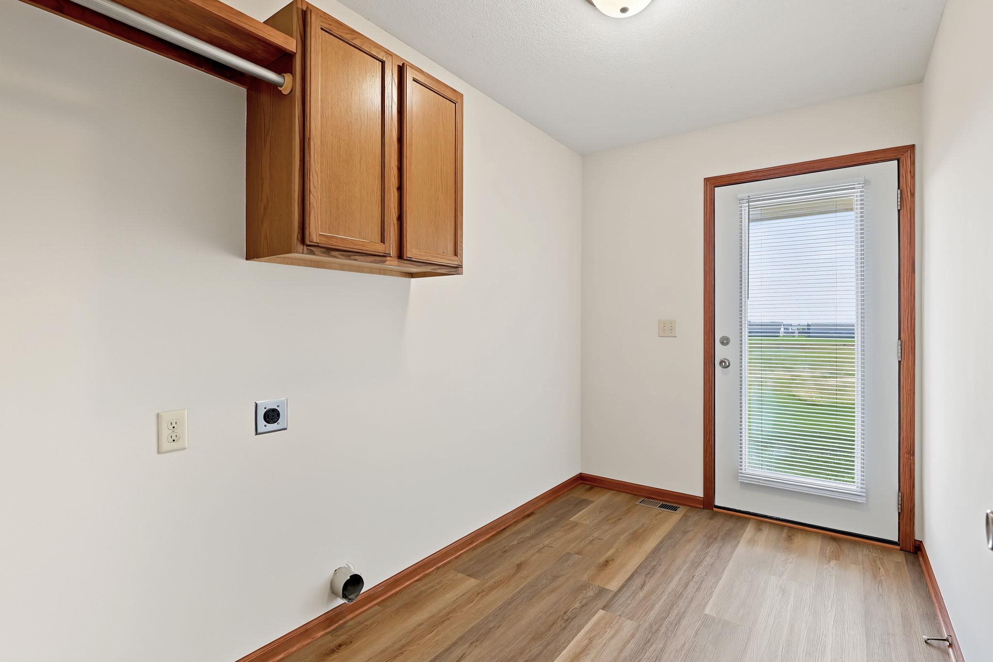 1005 Silverado Ct Property Photo 12