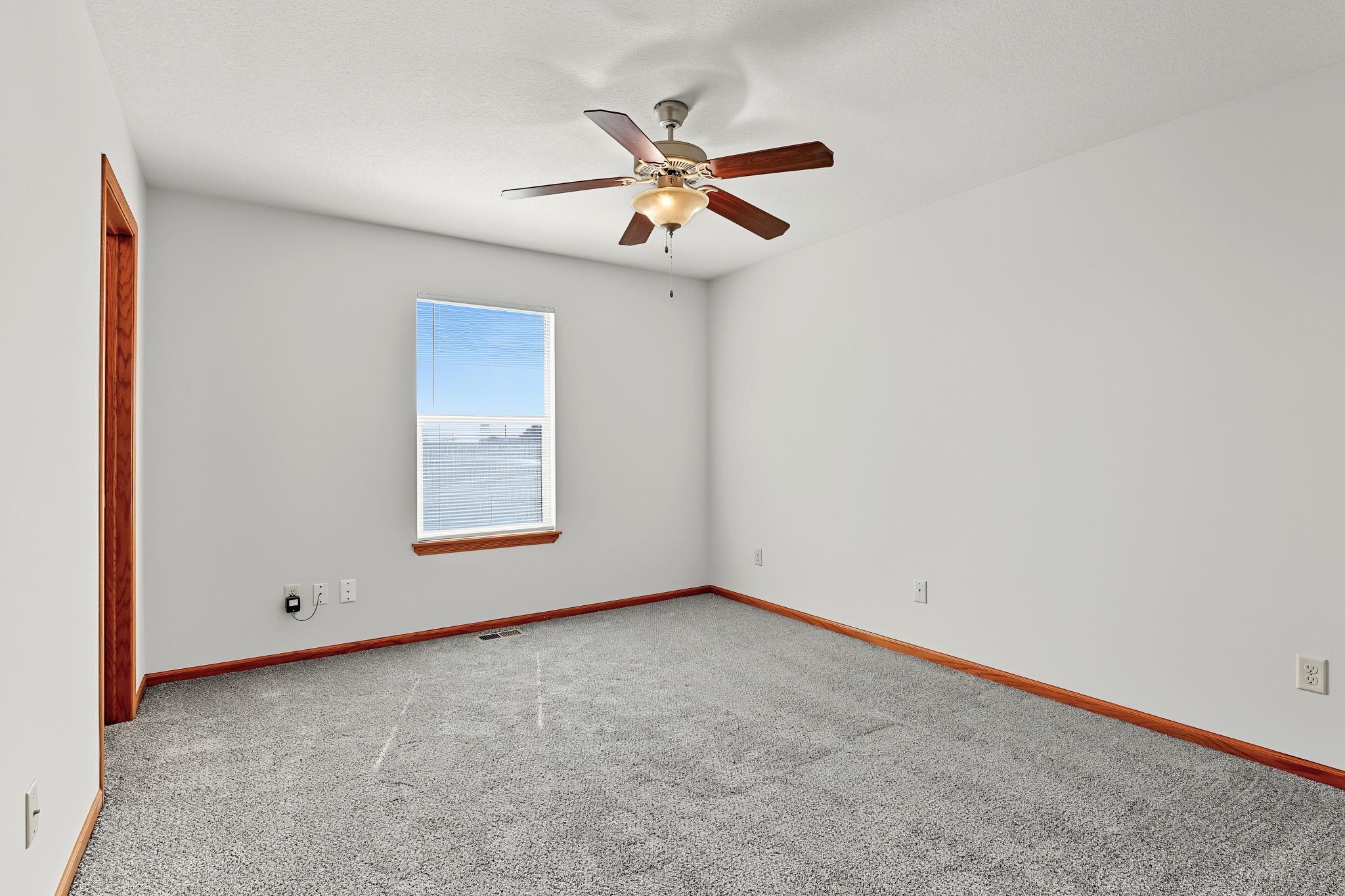 1005 Silverado Ct Property Photo 13