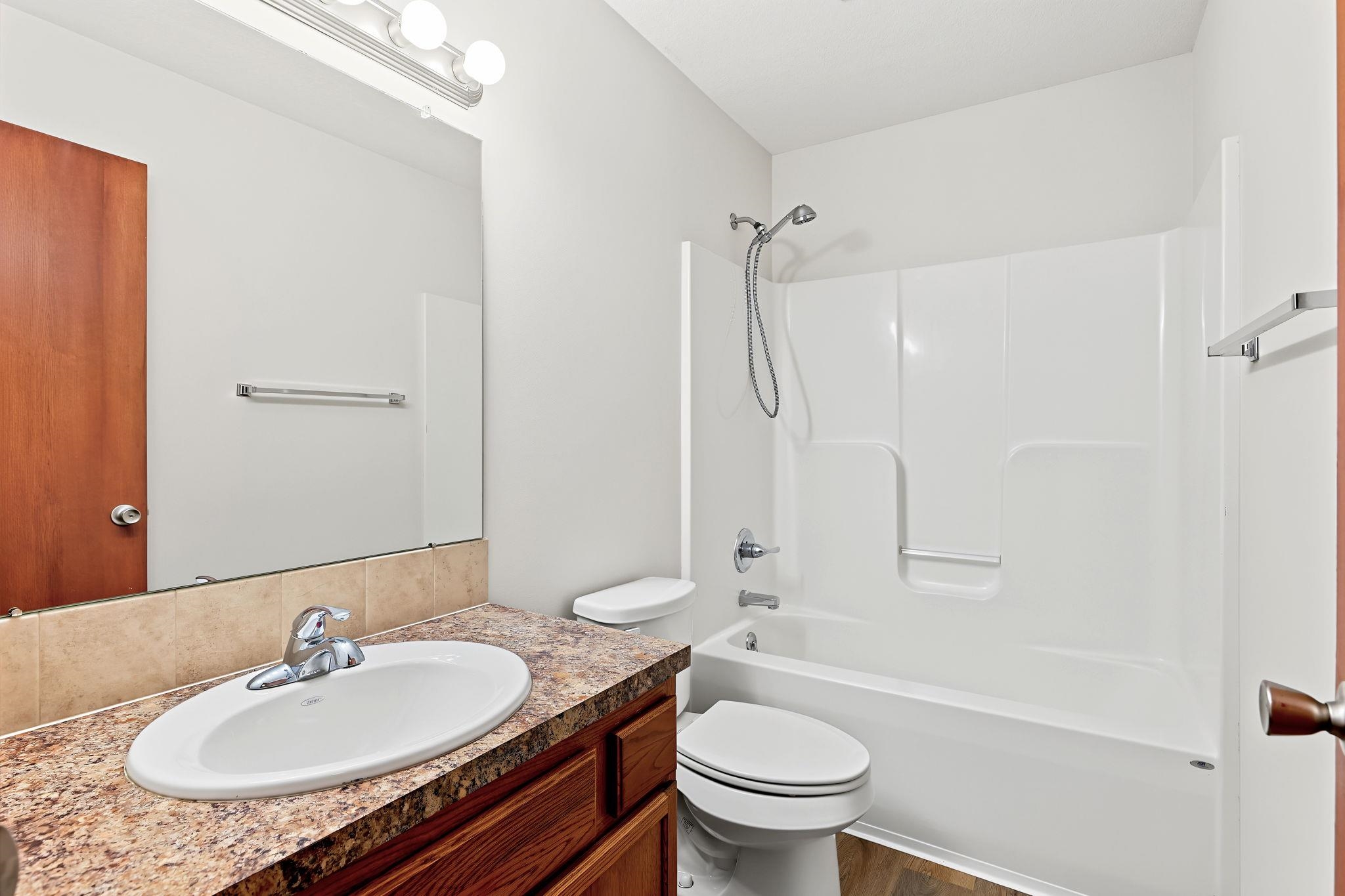 1005 Silverado Ct Property Photo 18