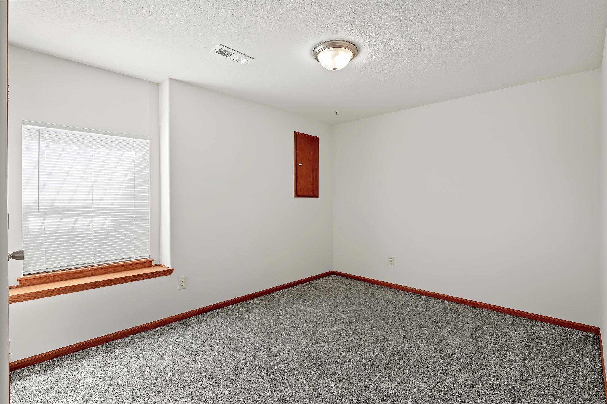 1005 Silverado Ct Property Photo 23