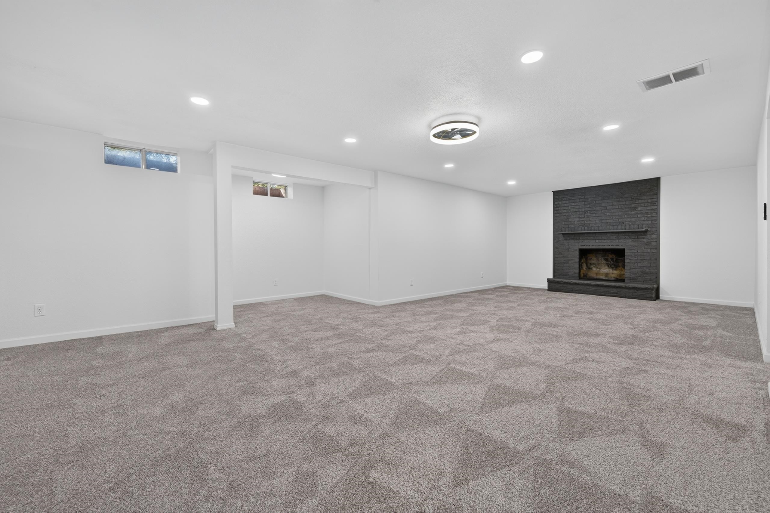 3426 E Navajo Ln Property Photo 19