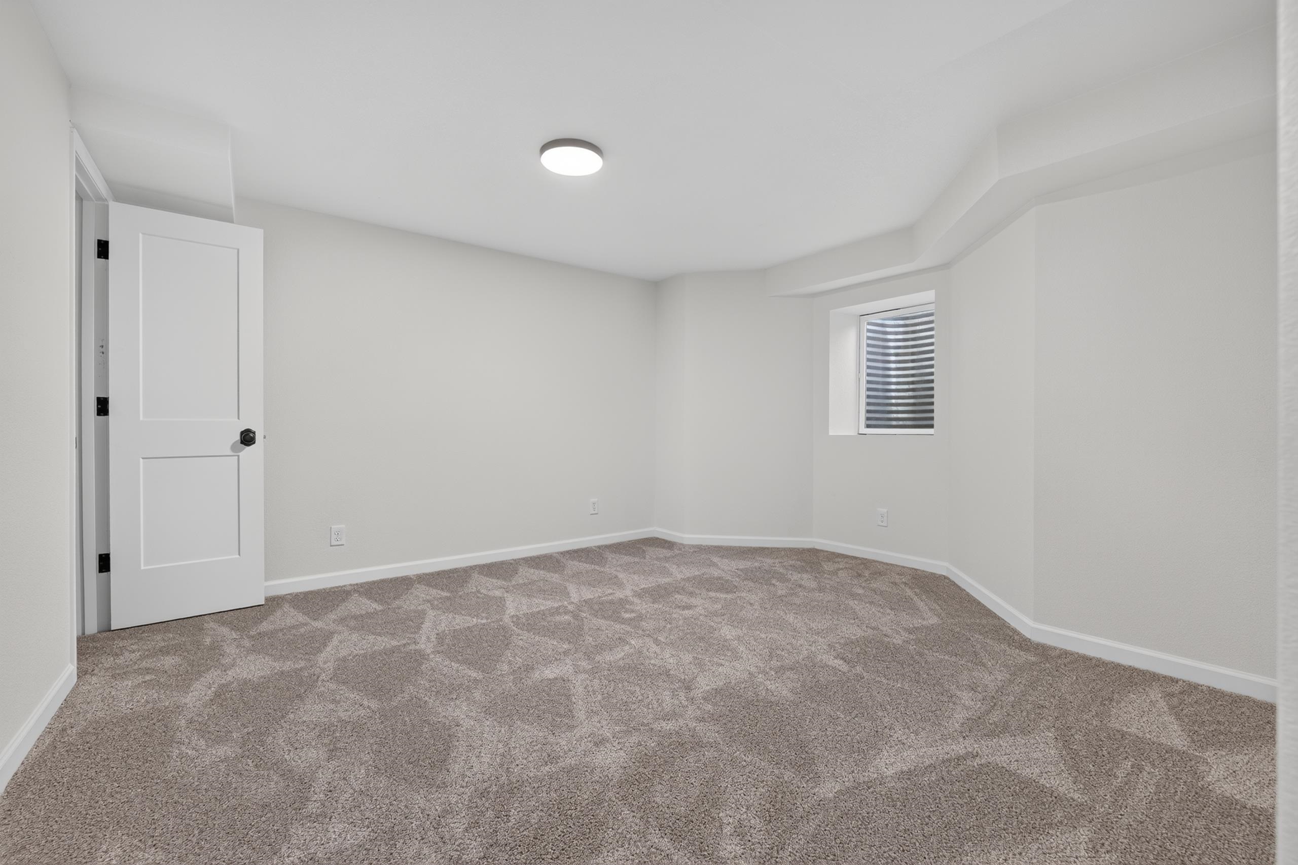 3426 E Navajo Ln Property Photo 22
