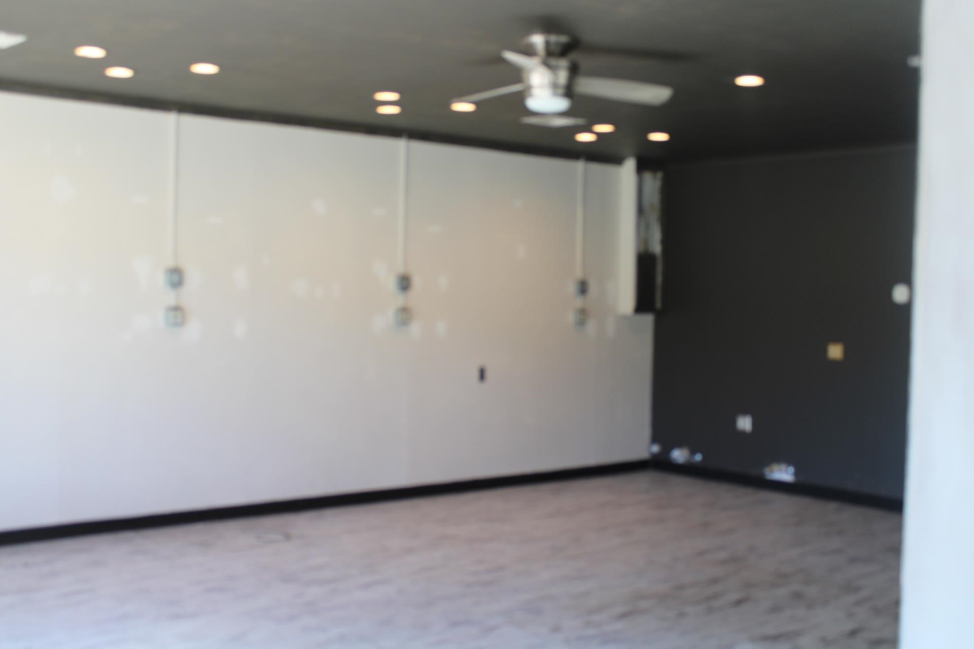 1521 Main Property Photo 6