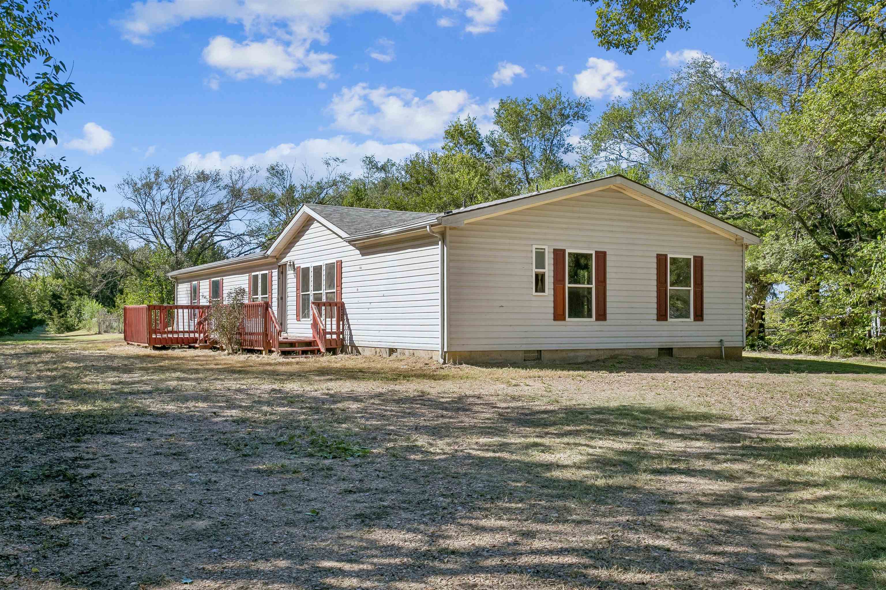 10907 Sw River Valley Rd Property Photo 1