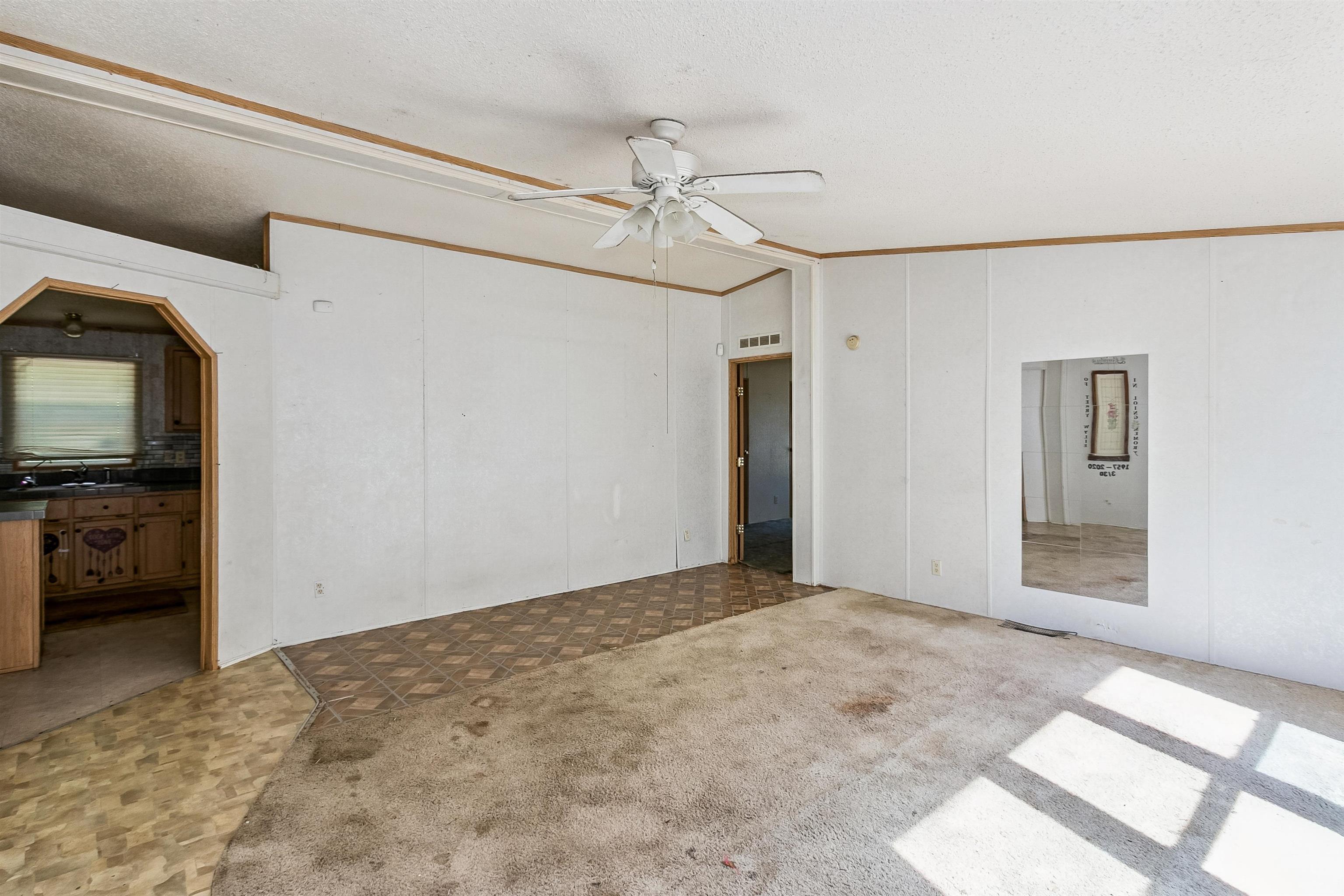 10907 Sw River Valley Rd Property Photo 2