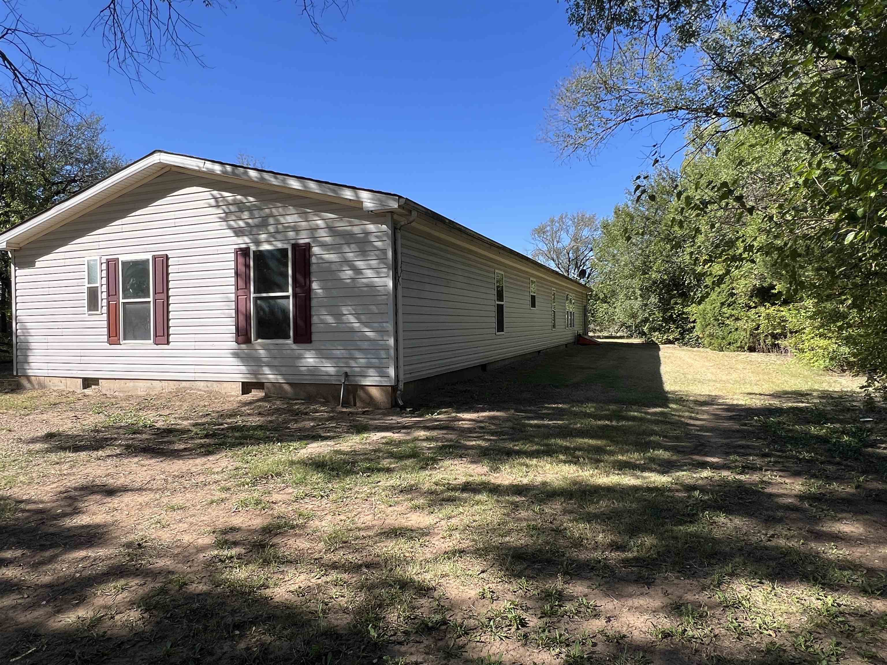 10907 Sw River Valley Rd Property Photo 8