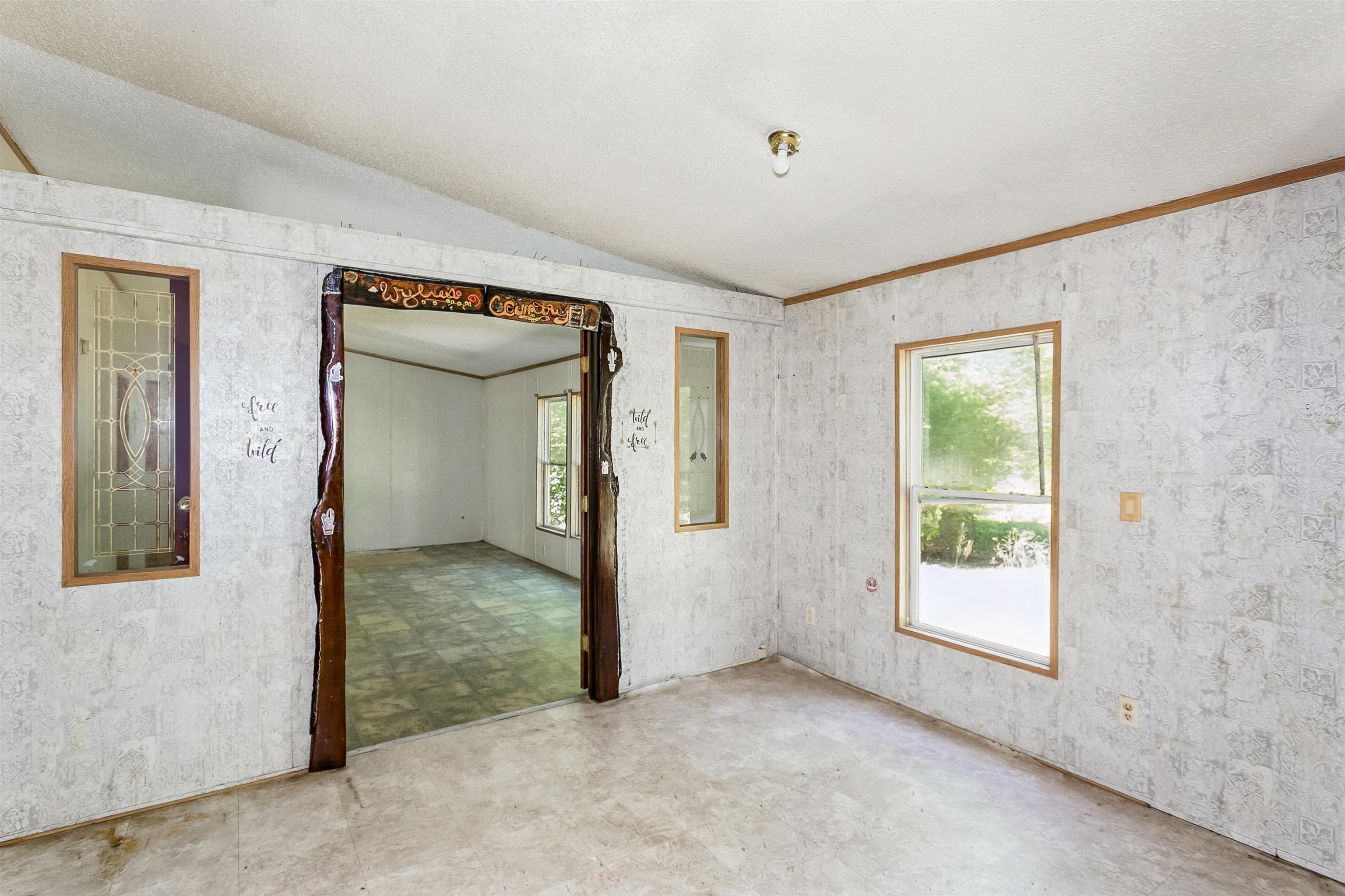 10907 Sw River Valley Rd Property Photo 11