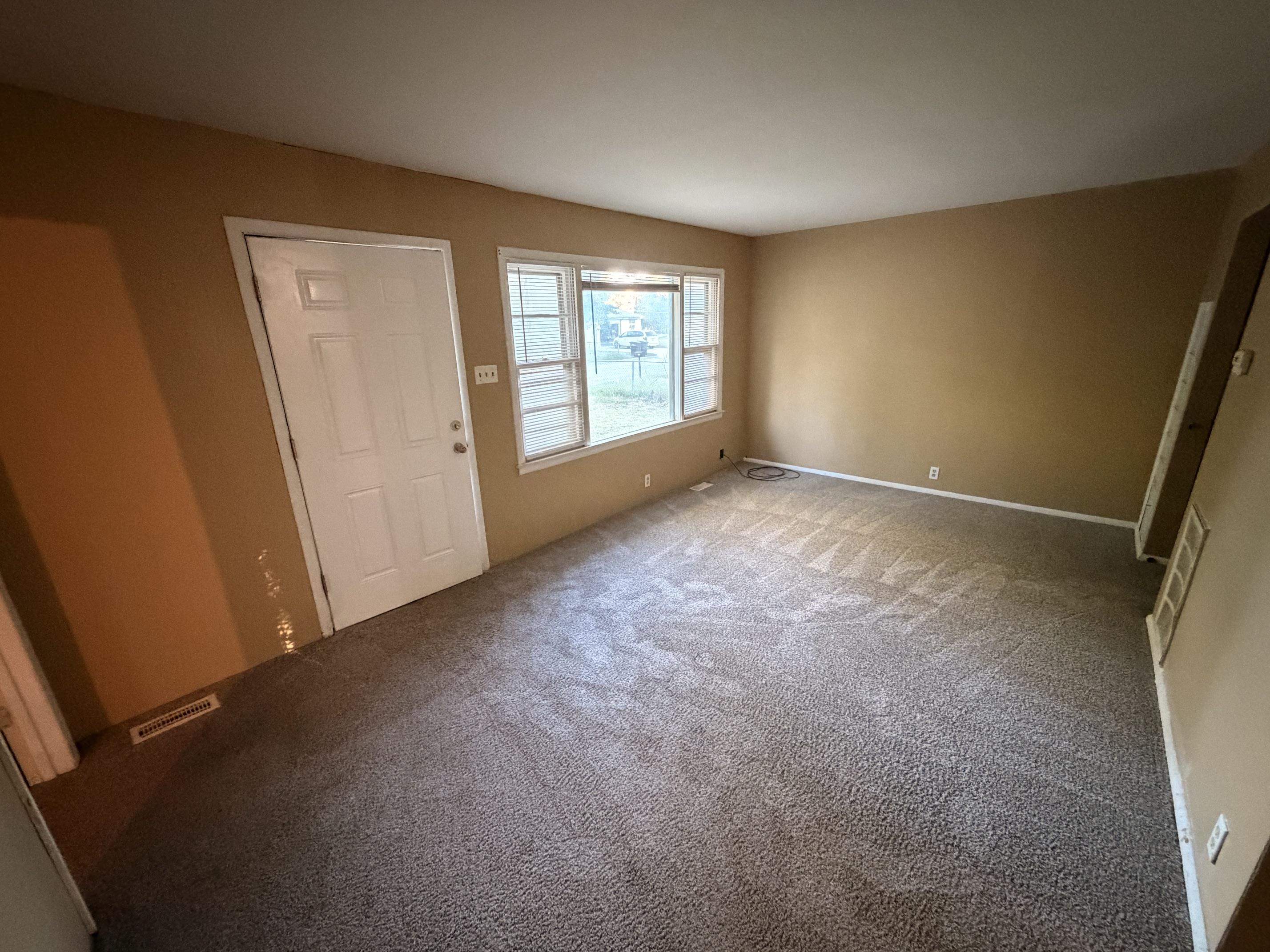 1435 N 3rd Street Property Photo 5