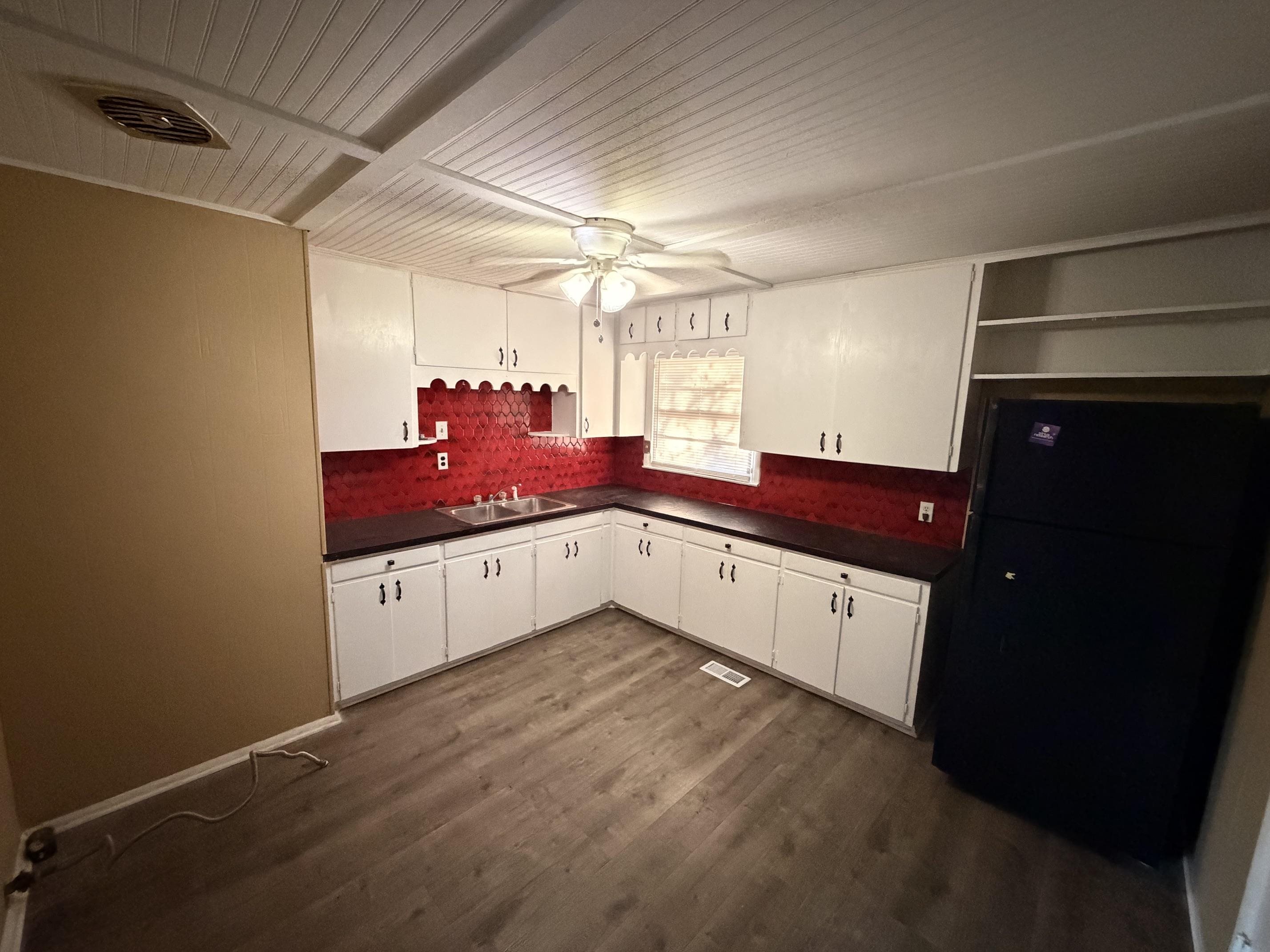 1435 N 3rd Street Property Photo 7