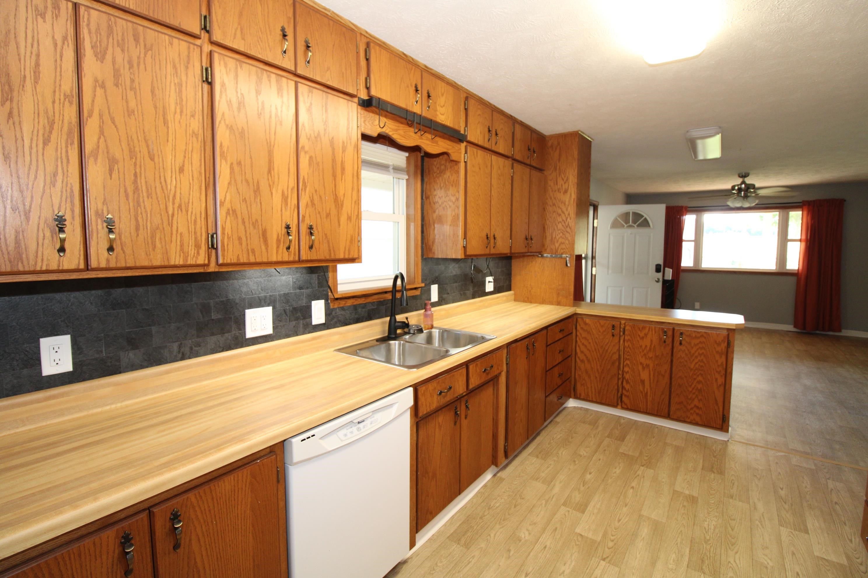 1005 N Denver St Property Photo 3