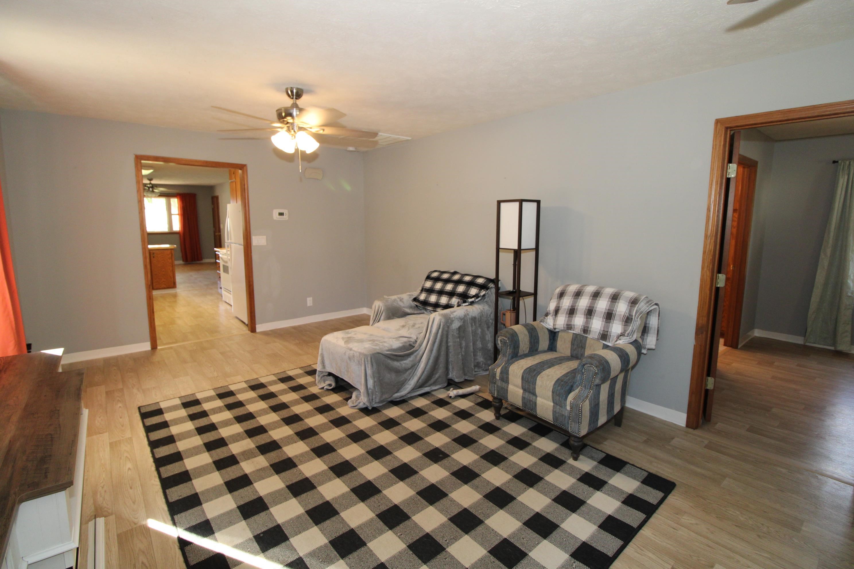 1005 N Denver St Property Photo 10