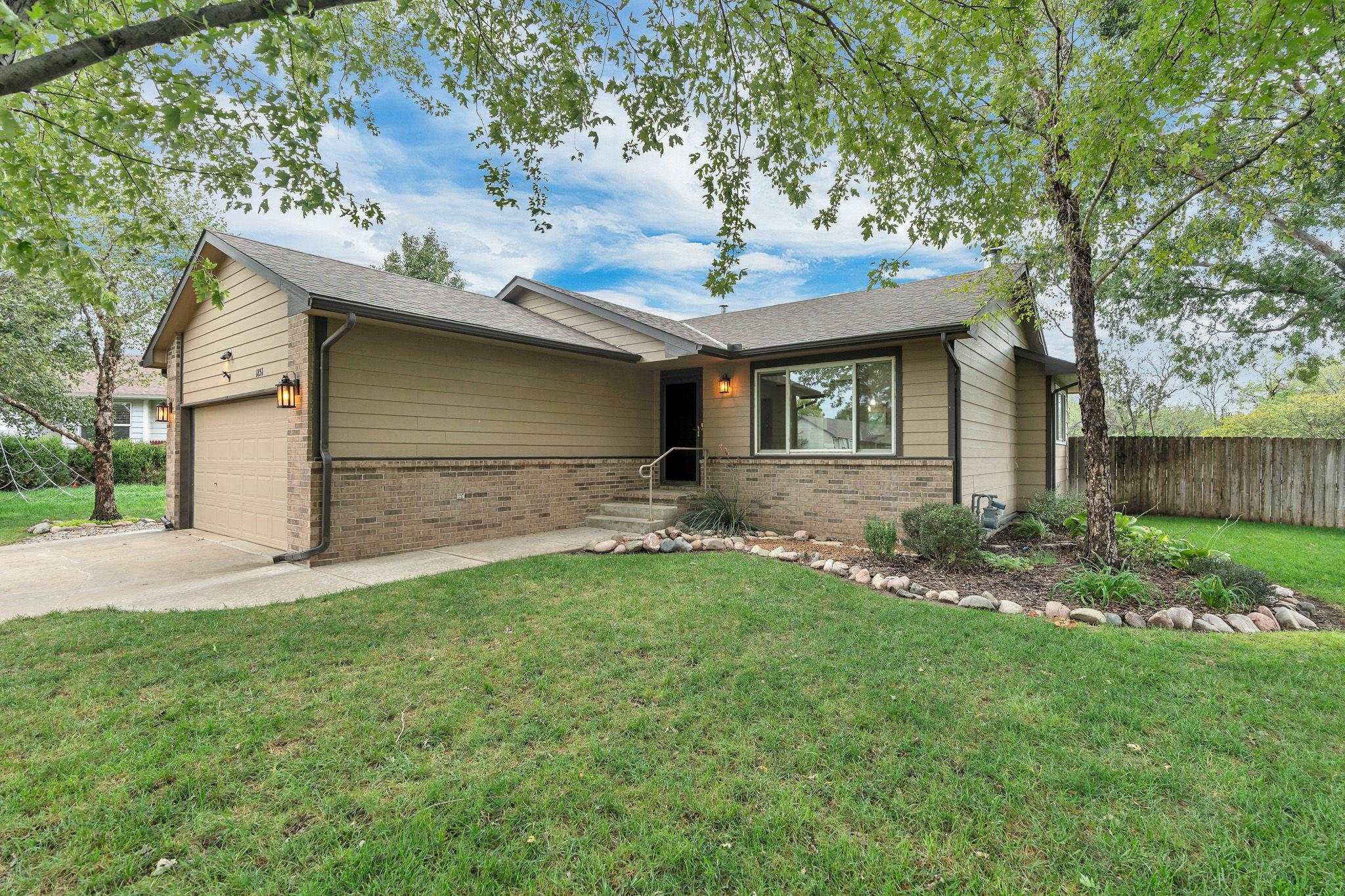 1851 E Autumn Cir Property Photo 2