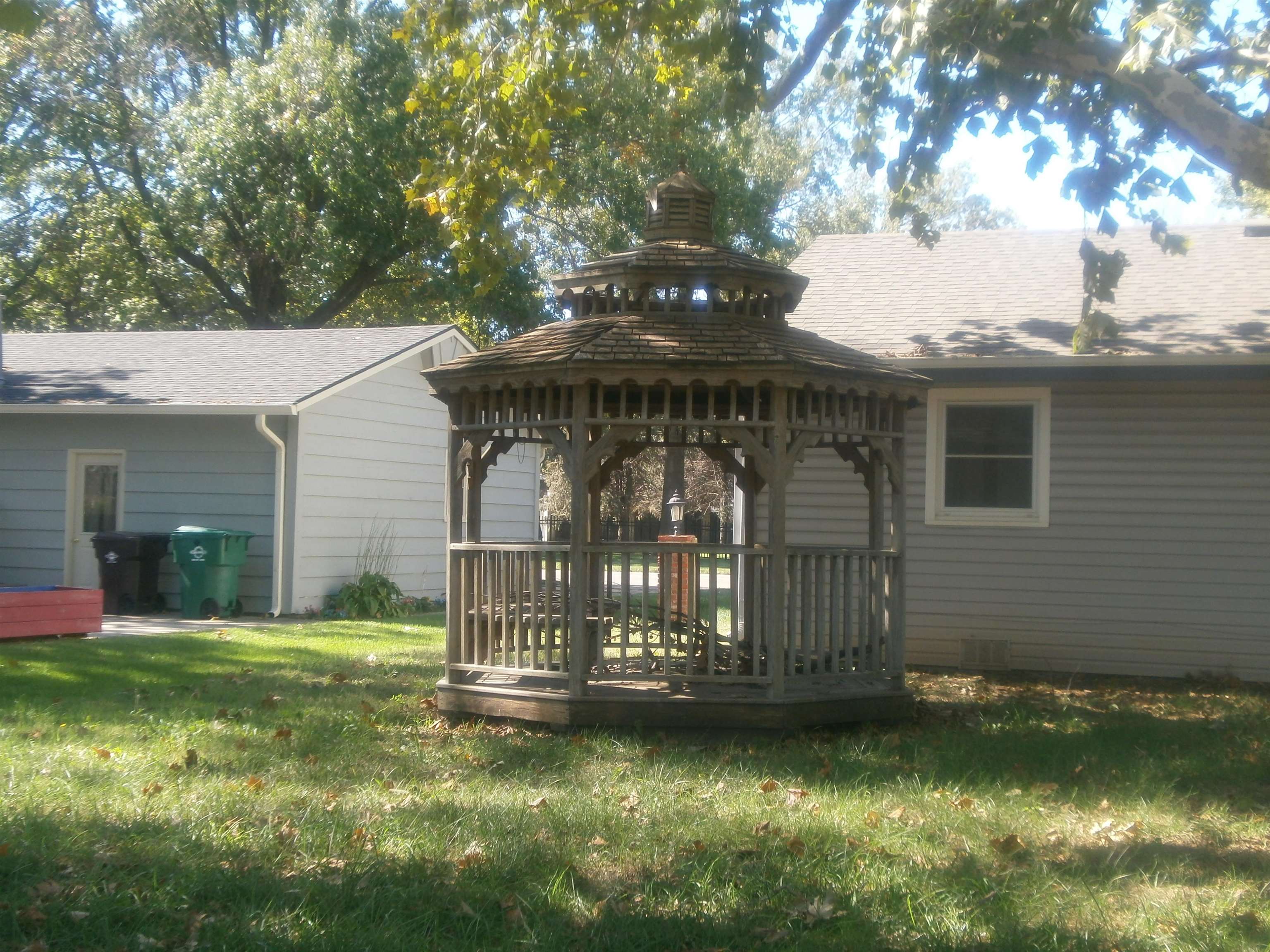 1426 N Walnut St Property Photo 20