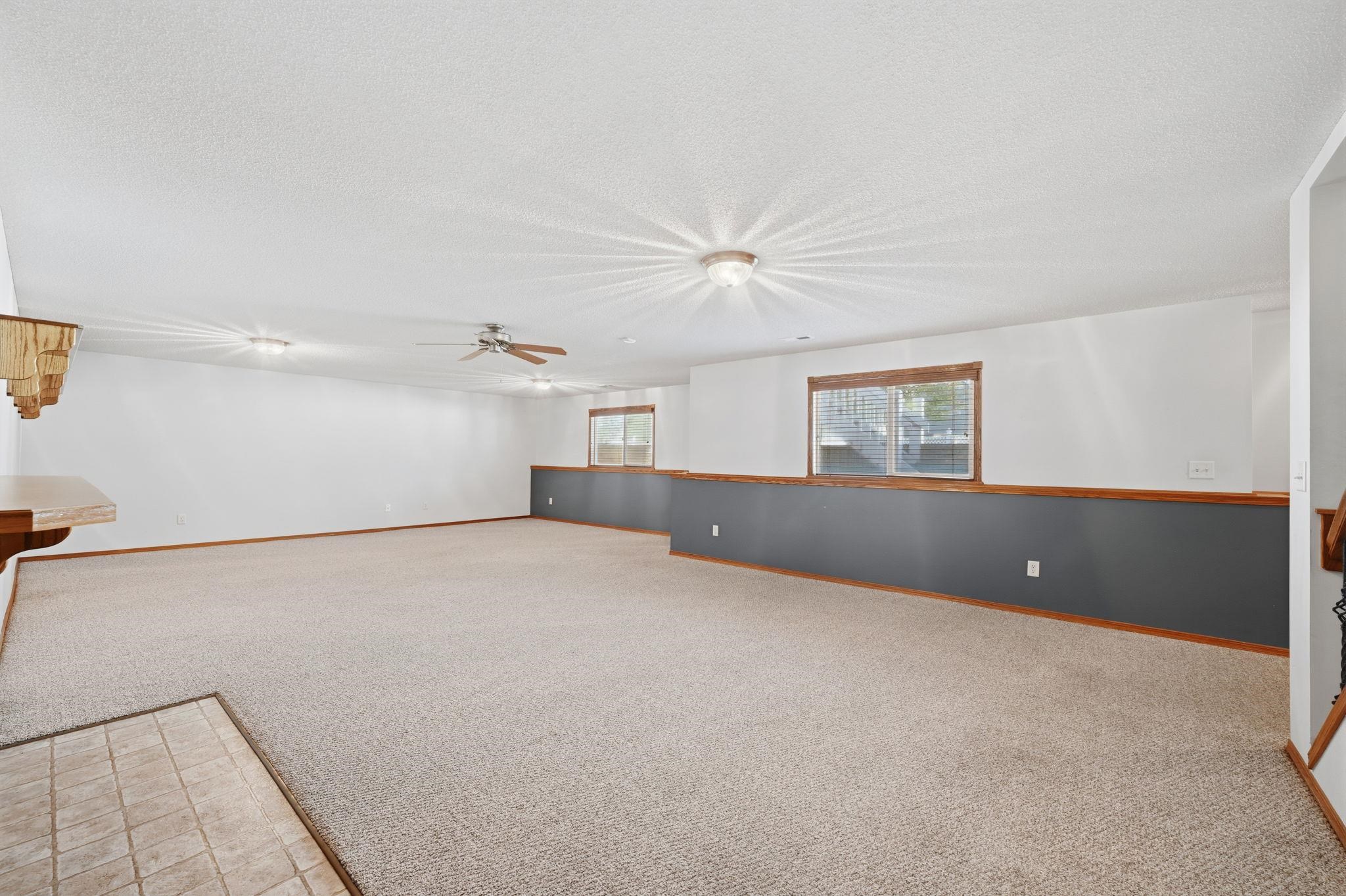 2549 E Saint Andrews Ct Property Photo 24