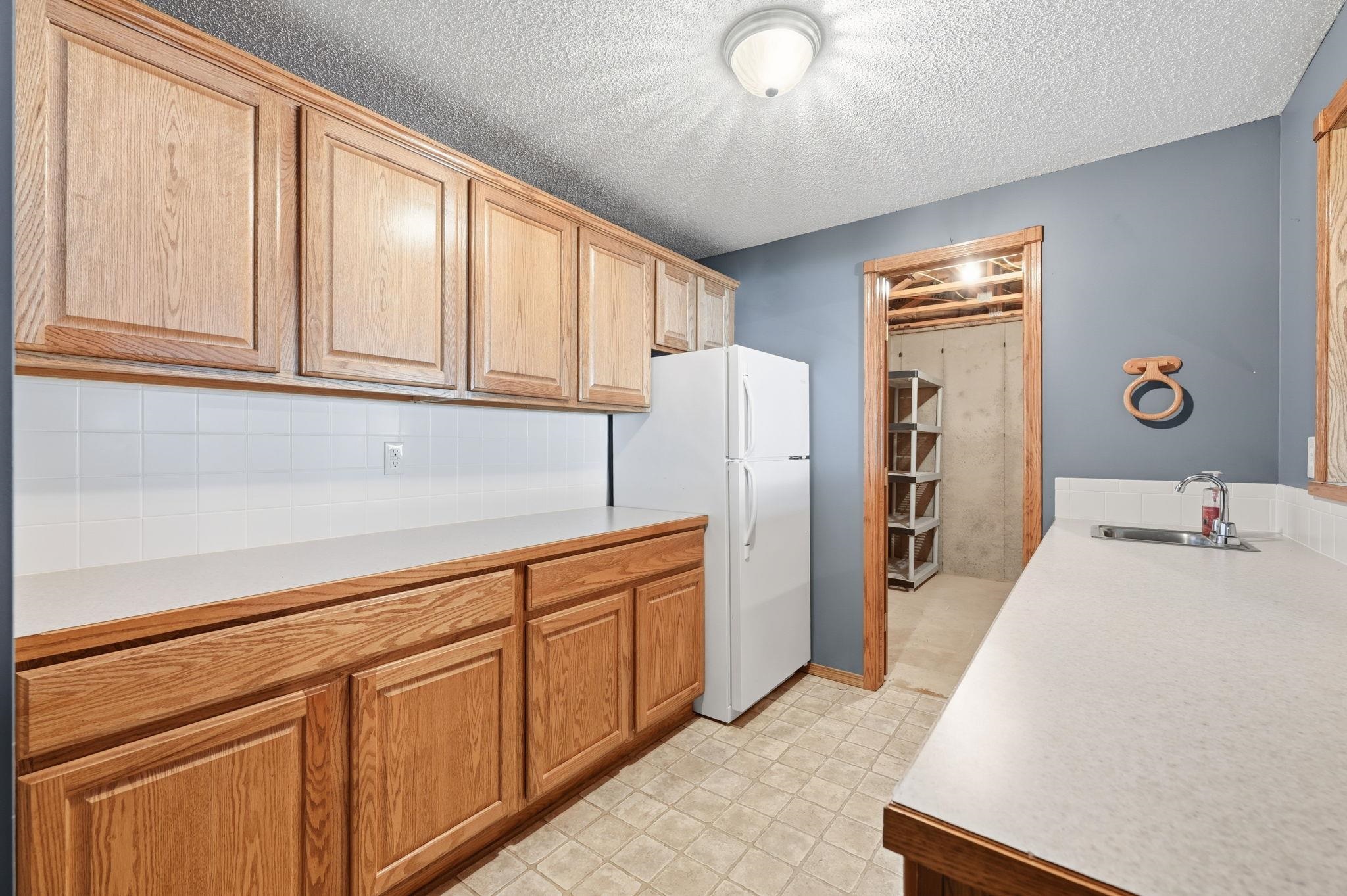 2549 E Saint Andrews Ct Property Photo 29