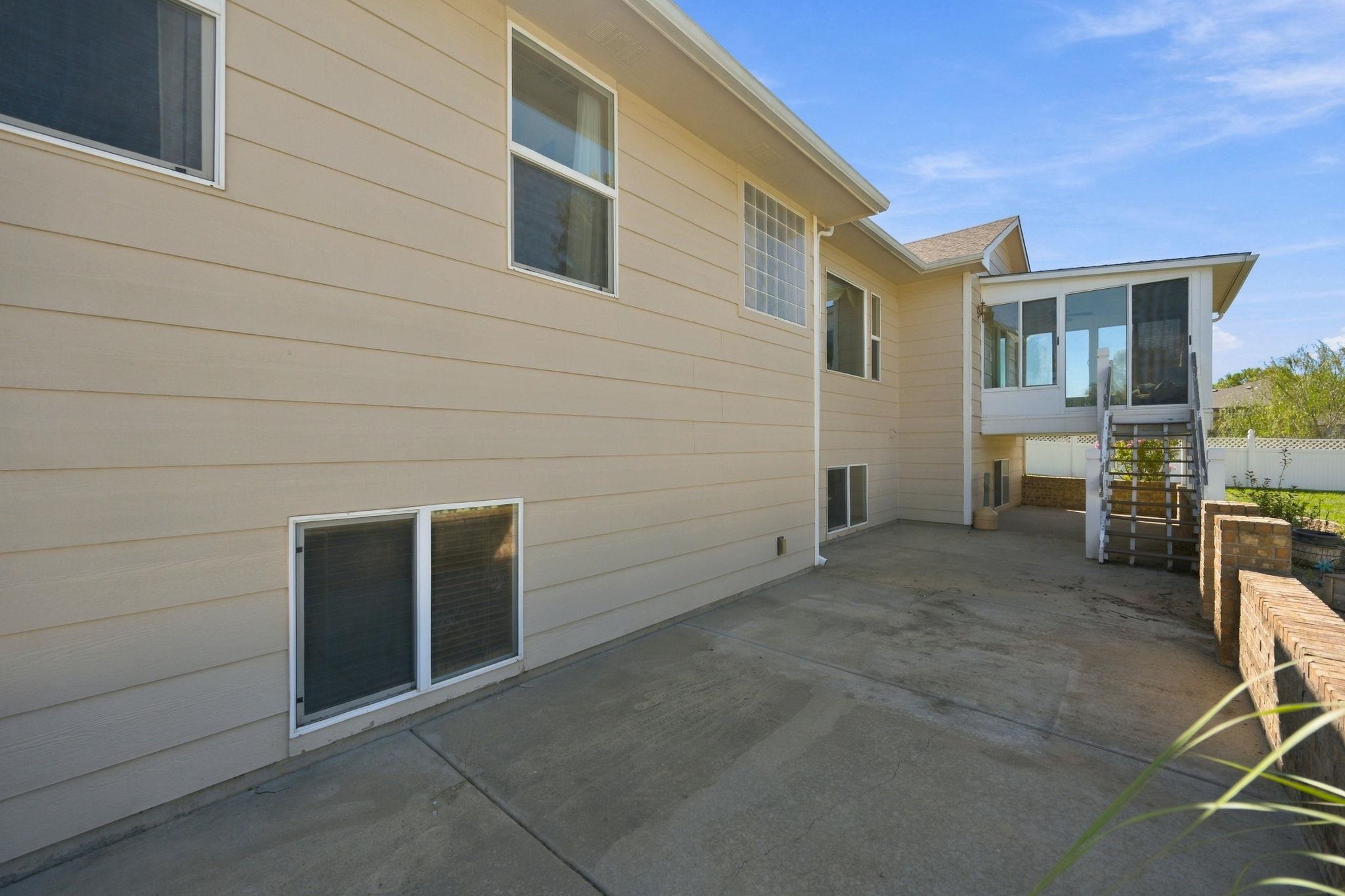 2549 E Saint Andrews Ct Property Photo 33