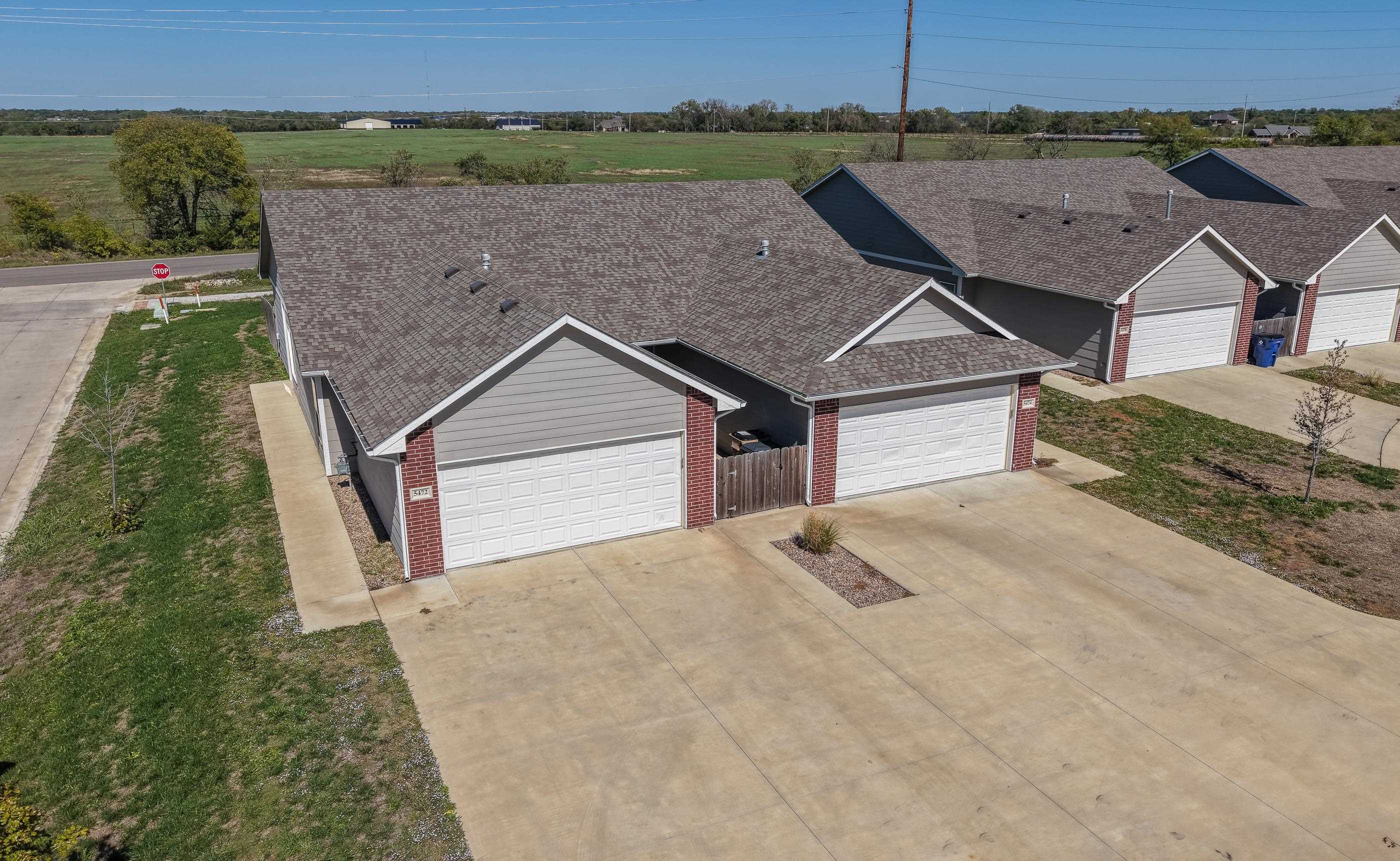 5472-5474 E Colburn Property Photo 1