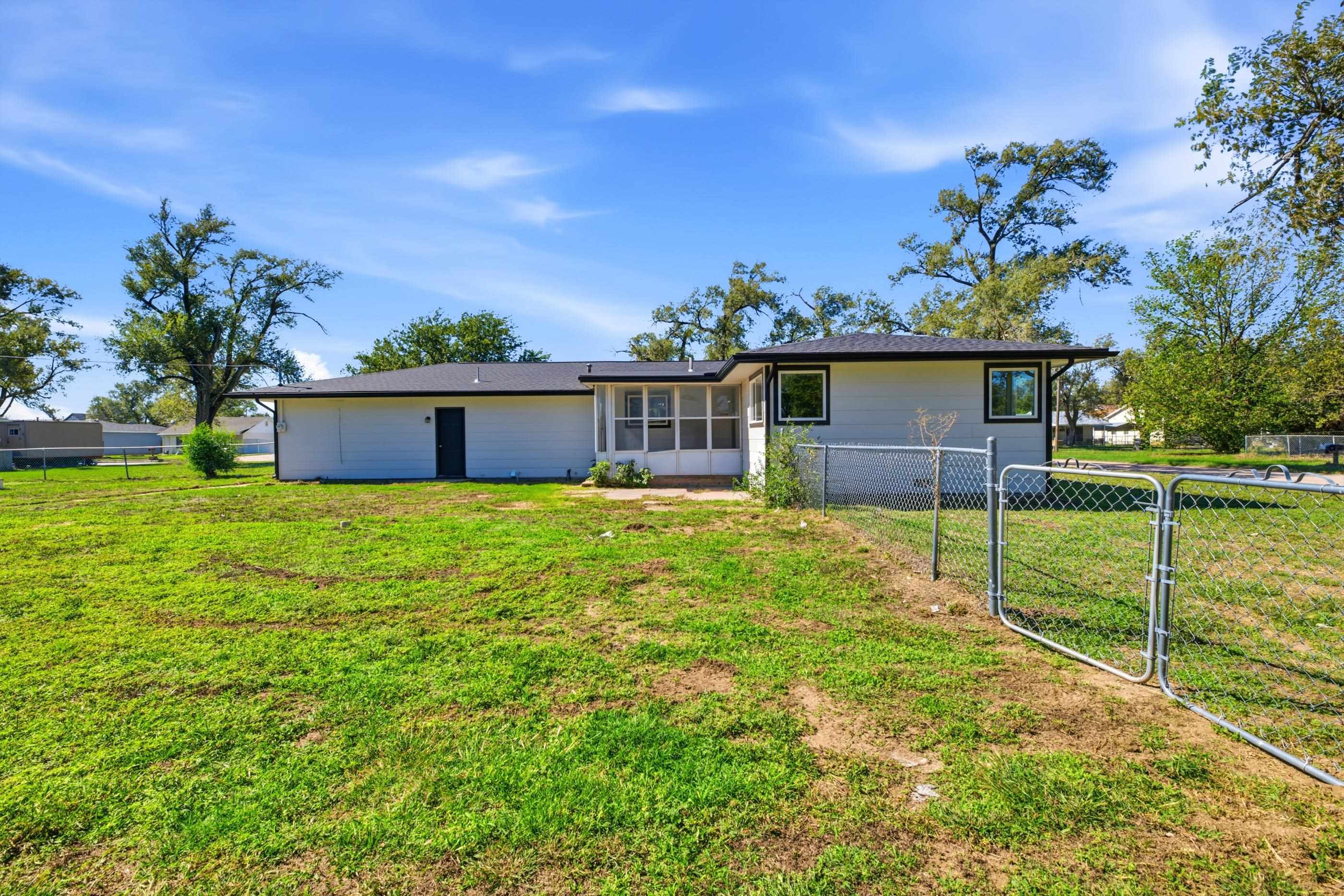 716 N Boyd Property Photo 34