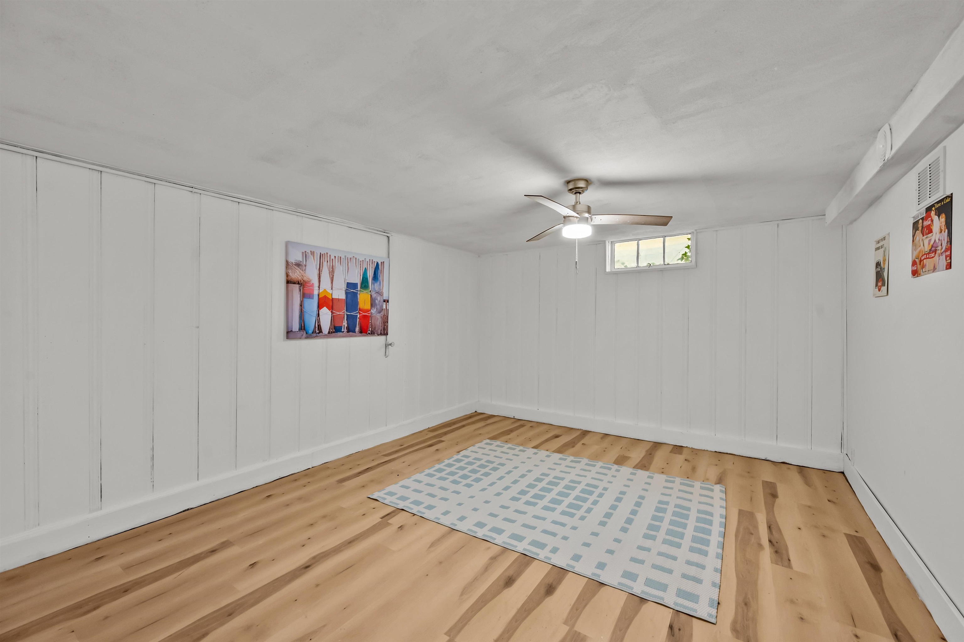 3922 E Willow St Property Photo 15