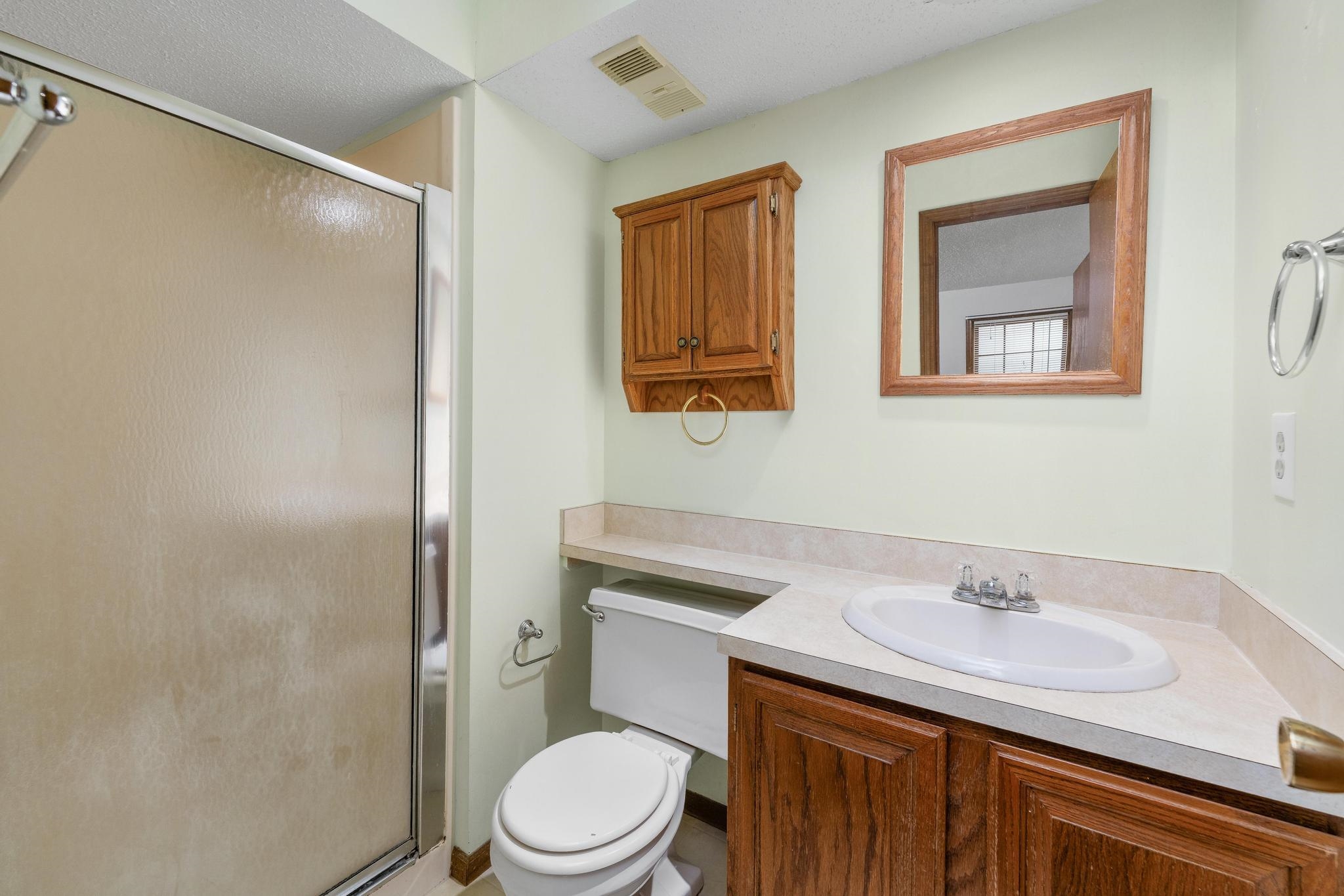 9425/9427 E Longlake Property Photo 16