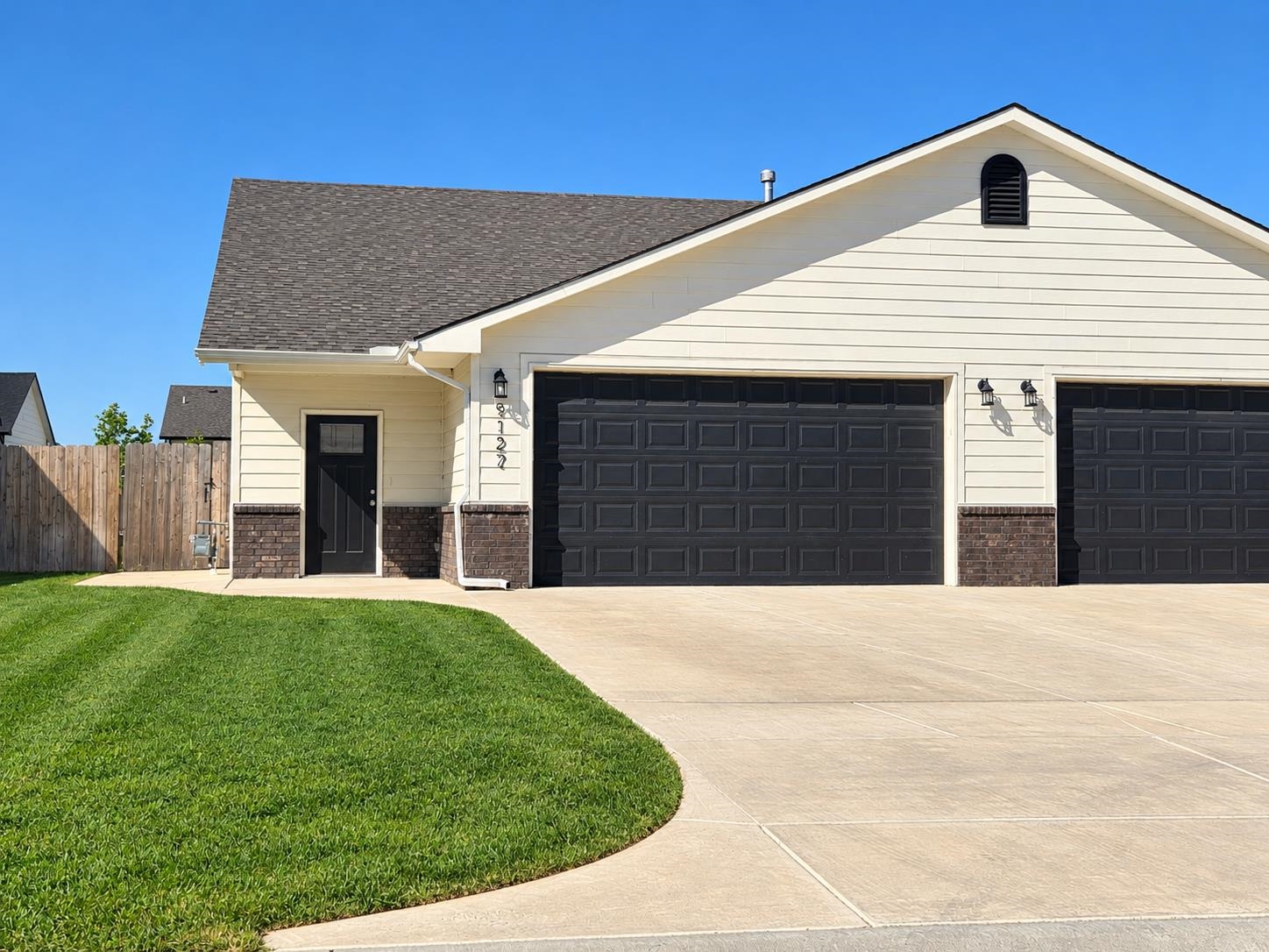 9127 E Quivira Property Photo 1
