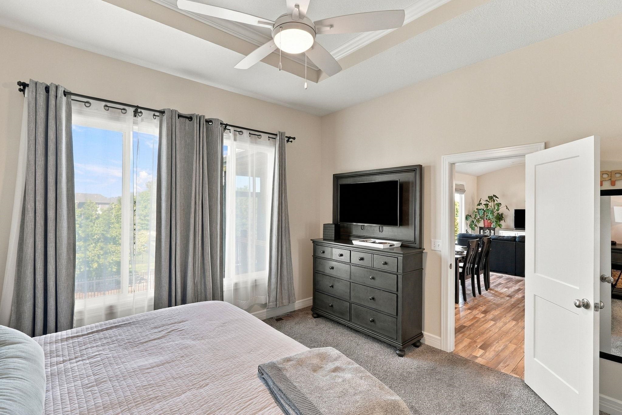 10820 W Yosemite Property Photo 16