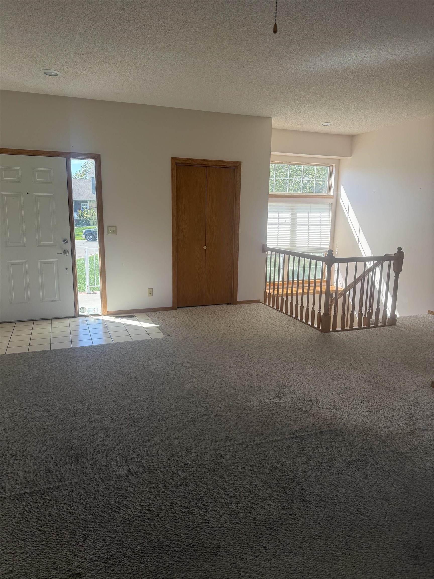 1350 E Glenview Property Photo 7