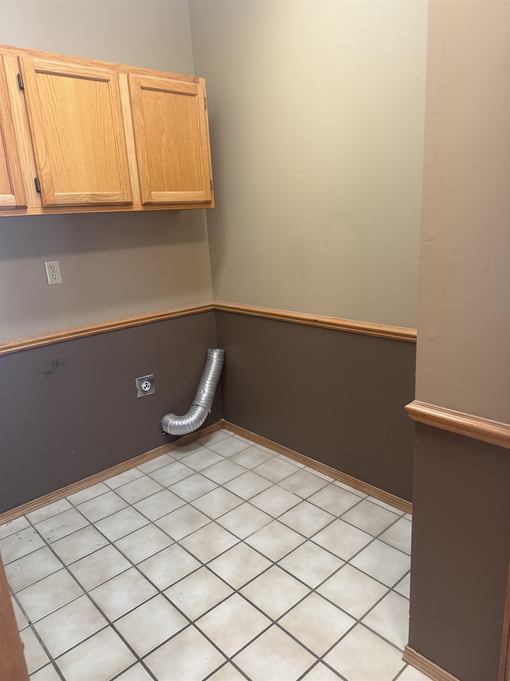 1350 E Glenview Property Photo 14