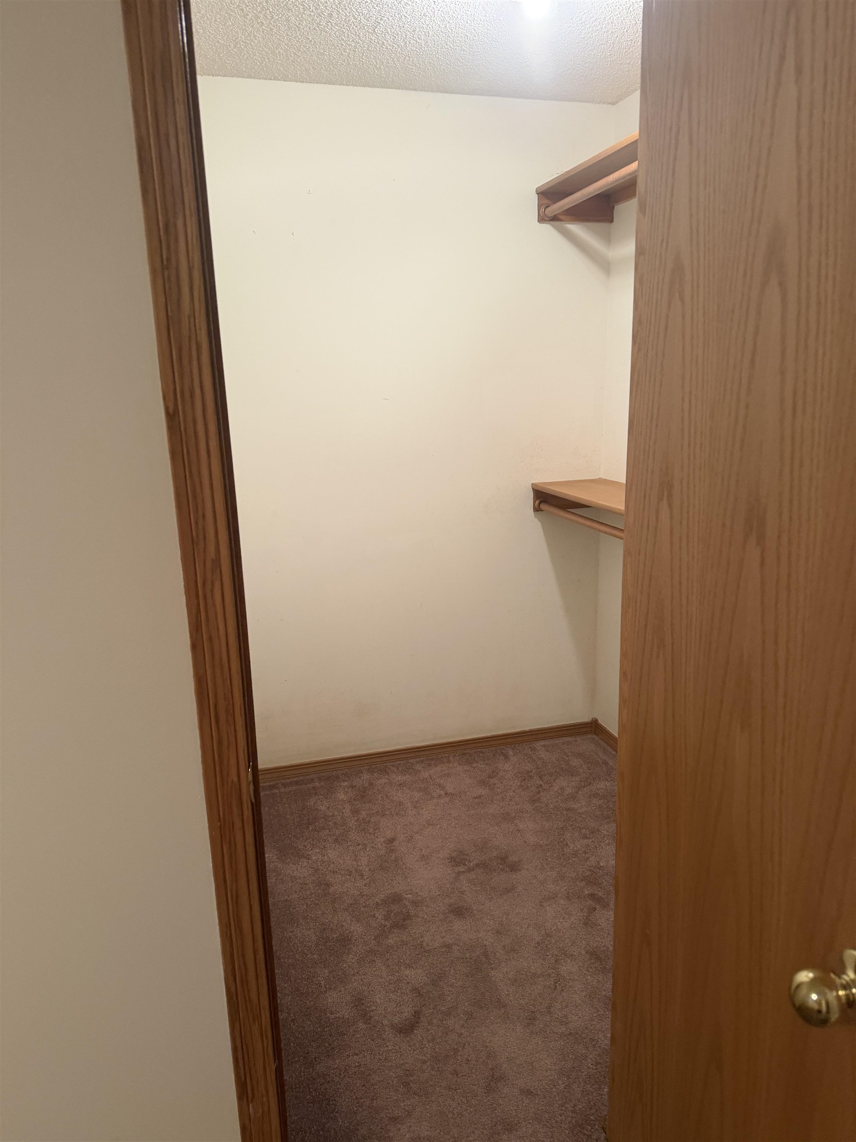 1350 E Glenview Property Photo 17