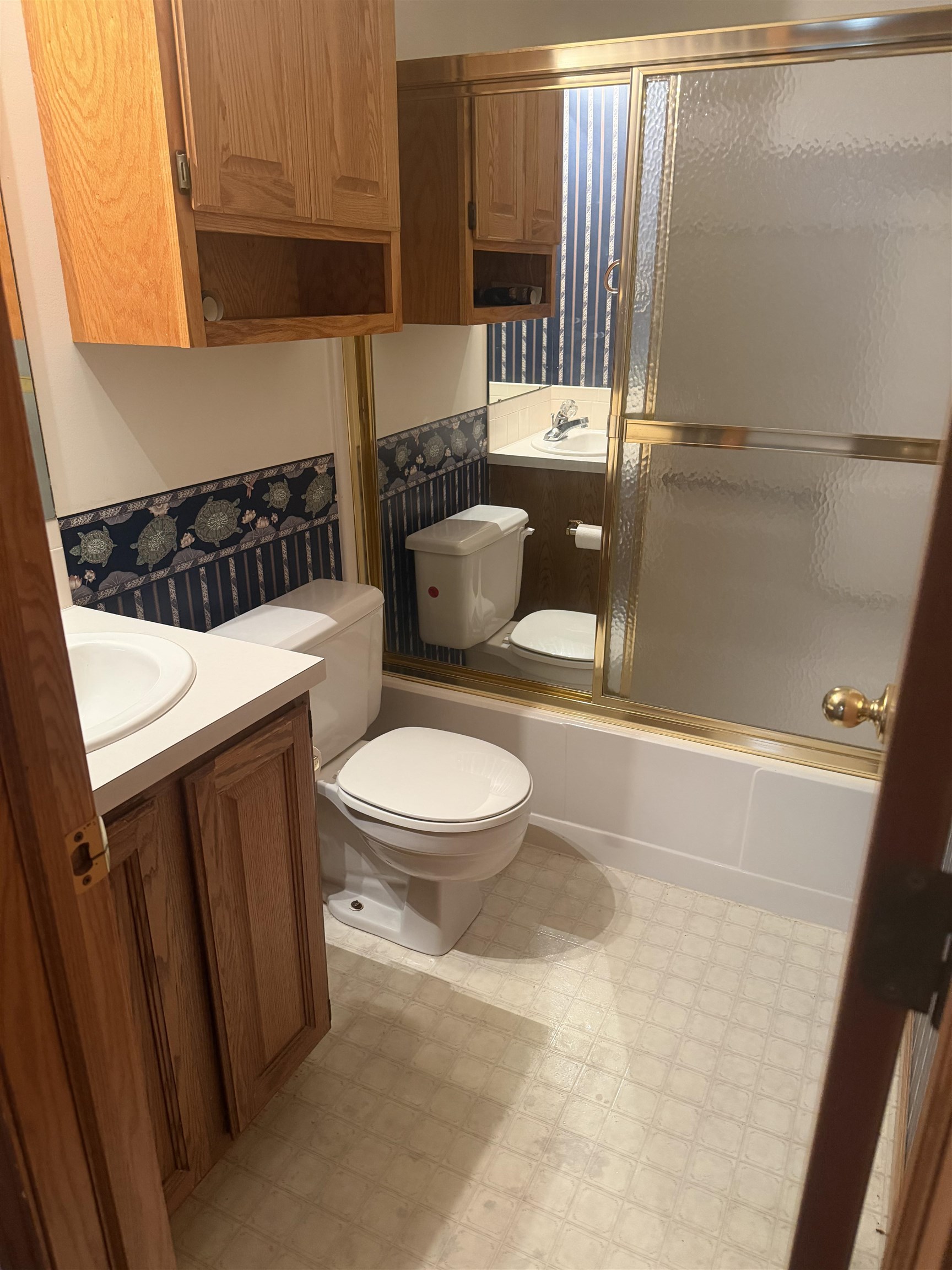 1350 E Glenview Property Photo 18