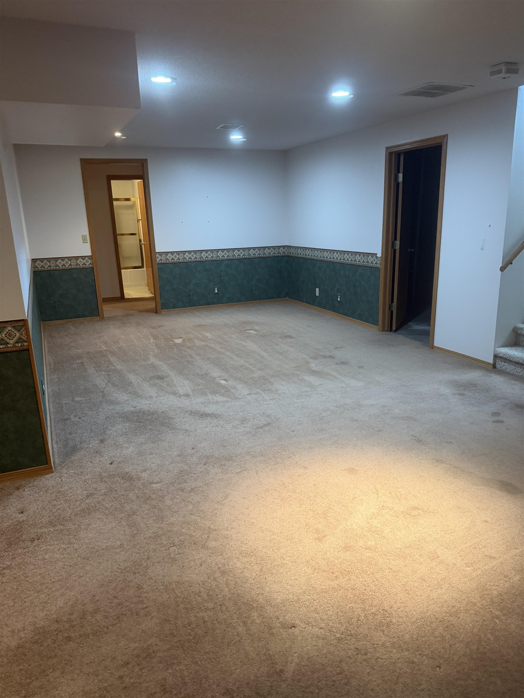 1350 E Glenview Property Photo 21