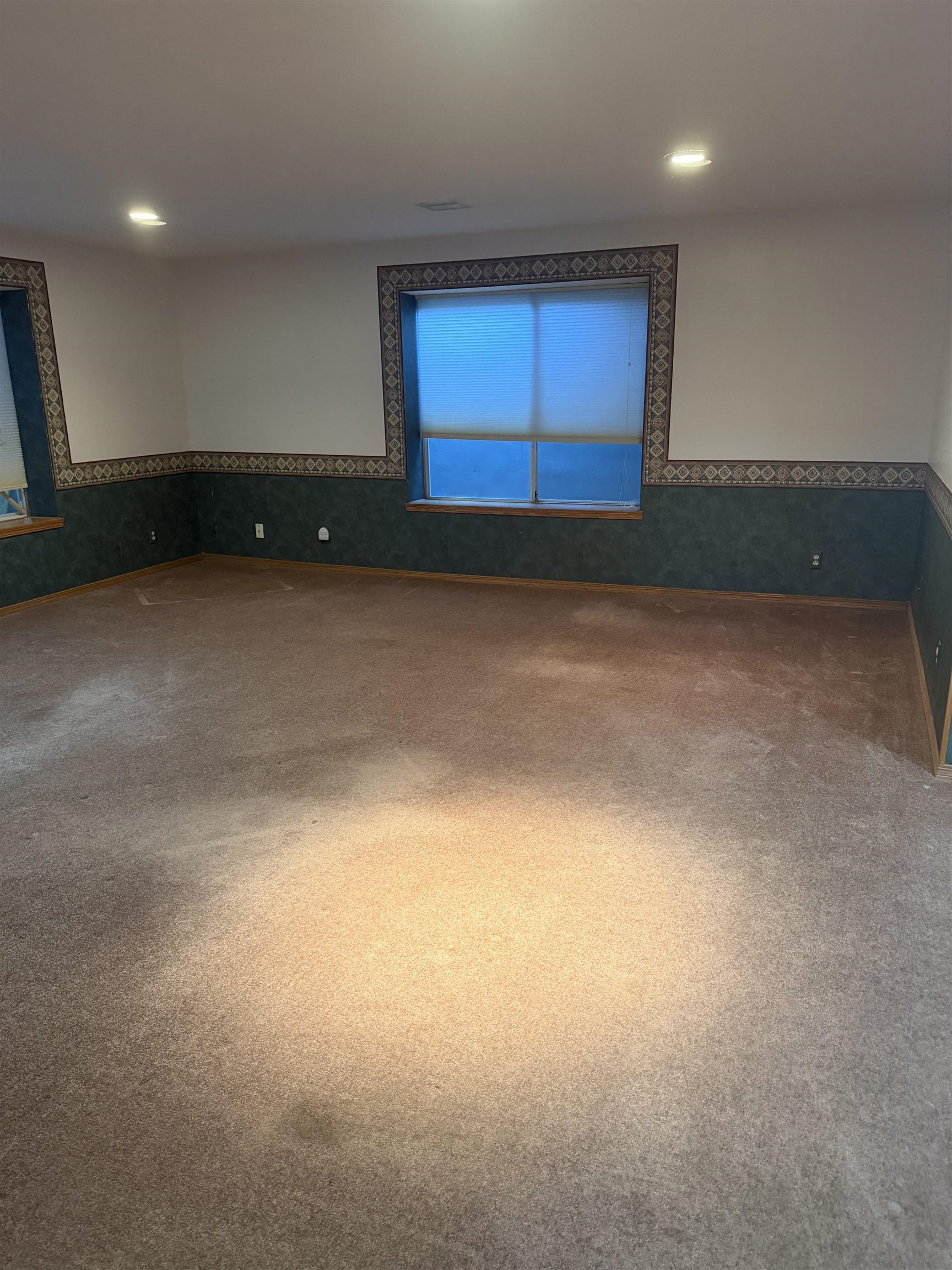 1350 E Glenview Property Photo 24