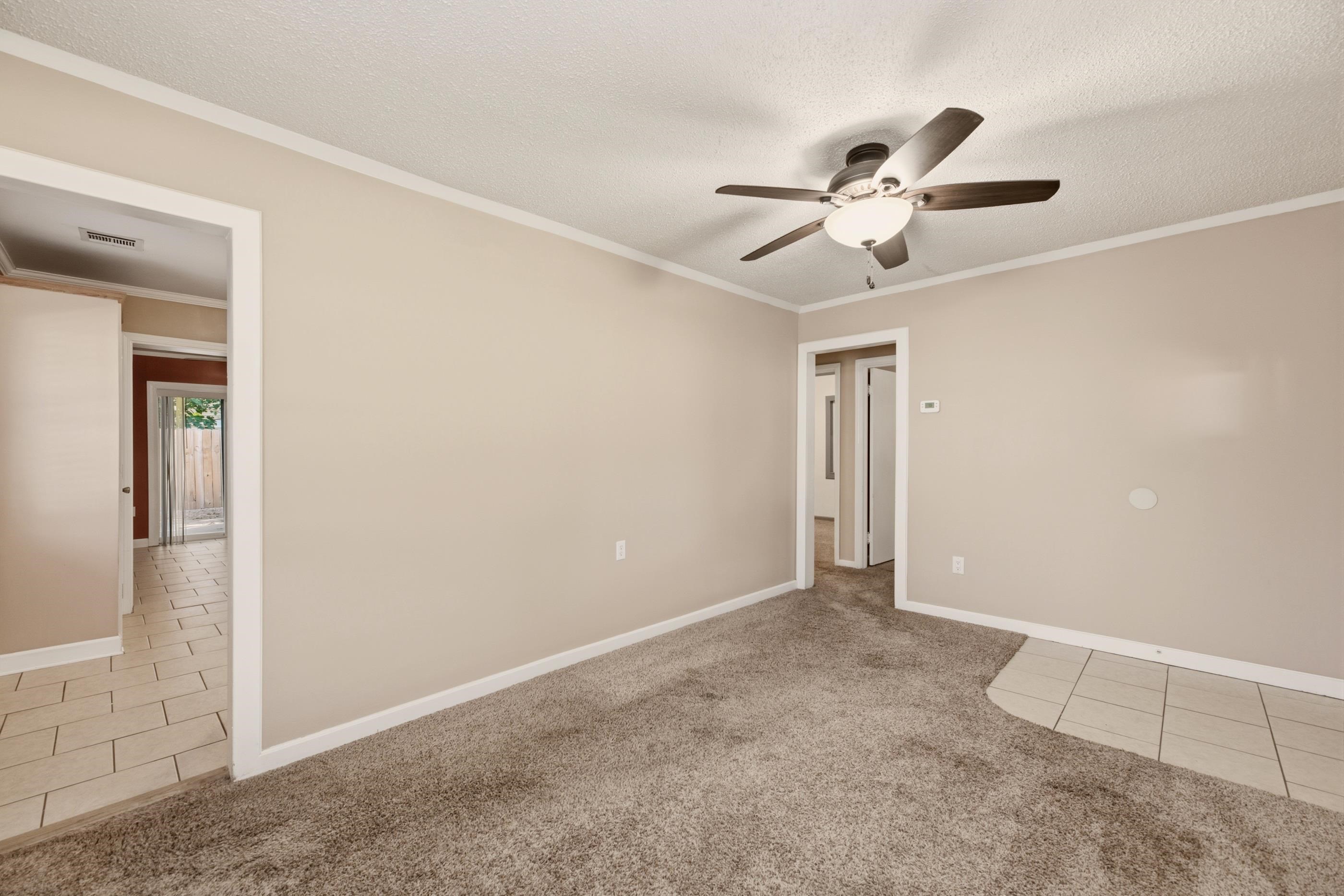 306 N Washington St Property Photo 11