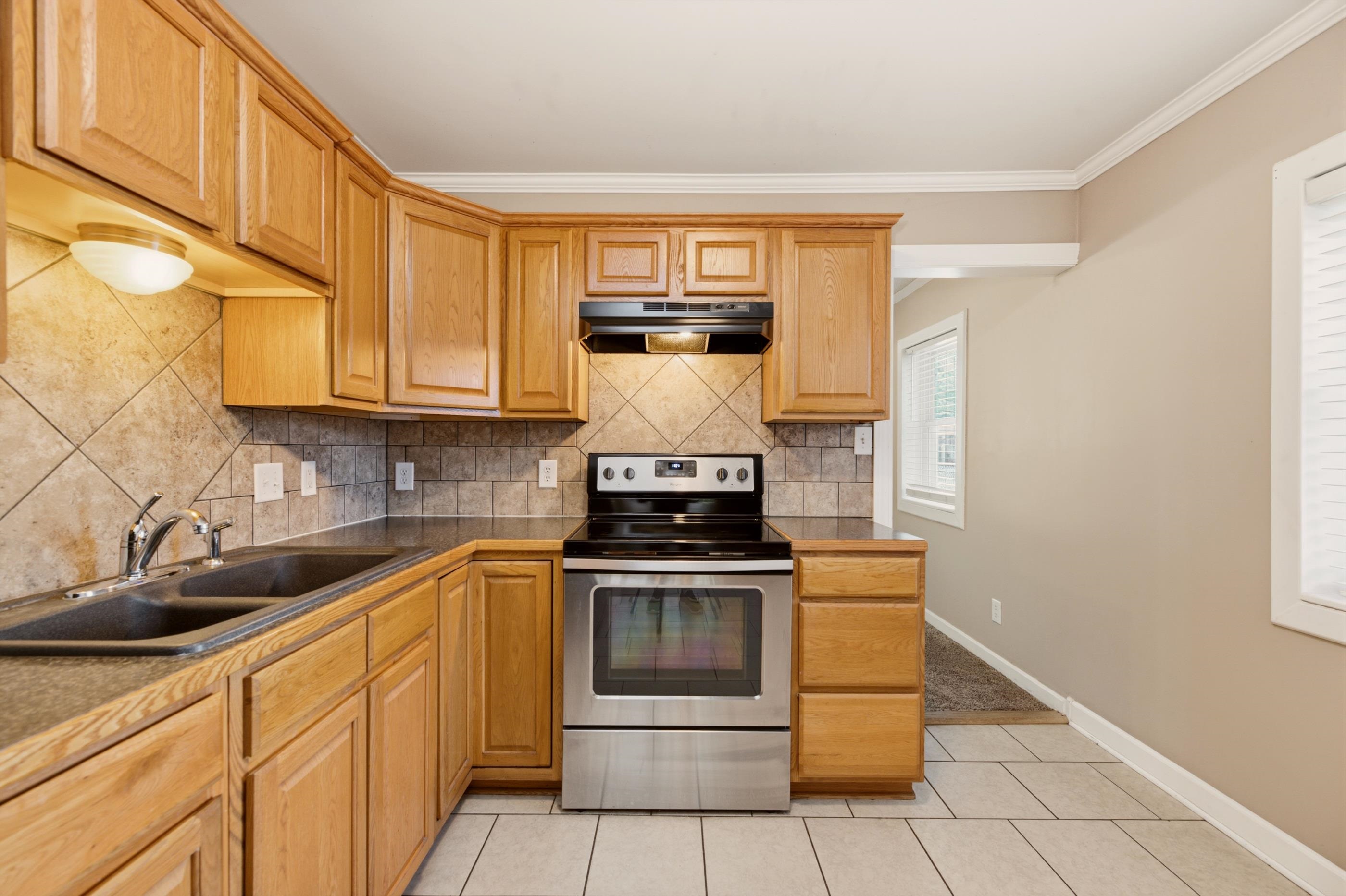 306 N Washington St Property Photo 14