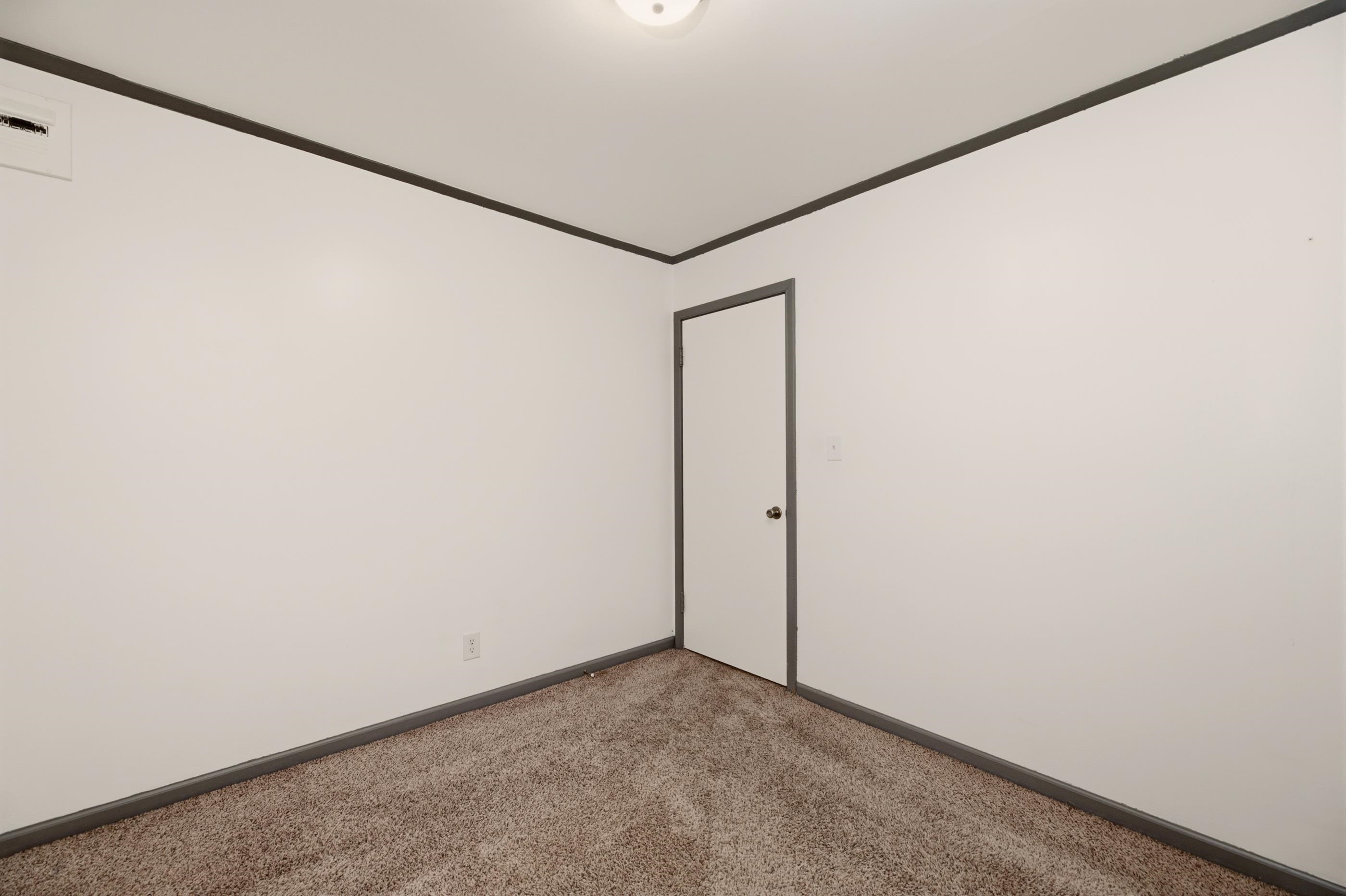 306 N Washington St Property Photo 24