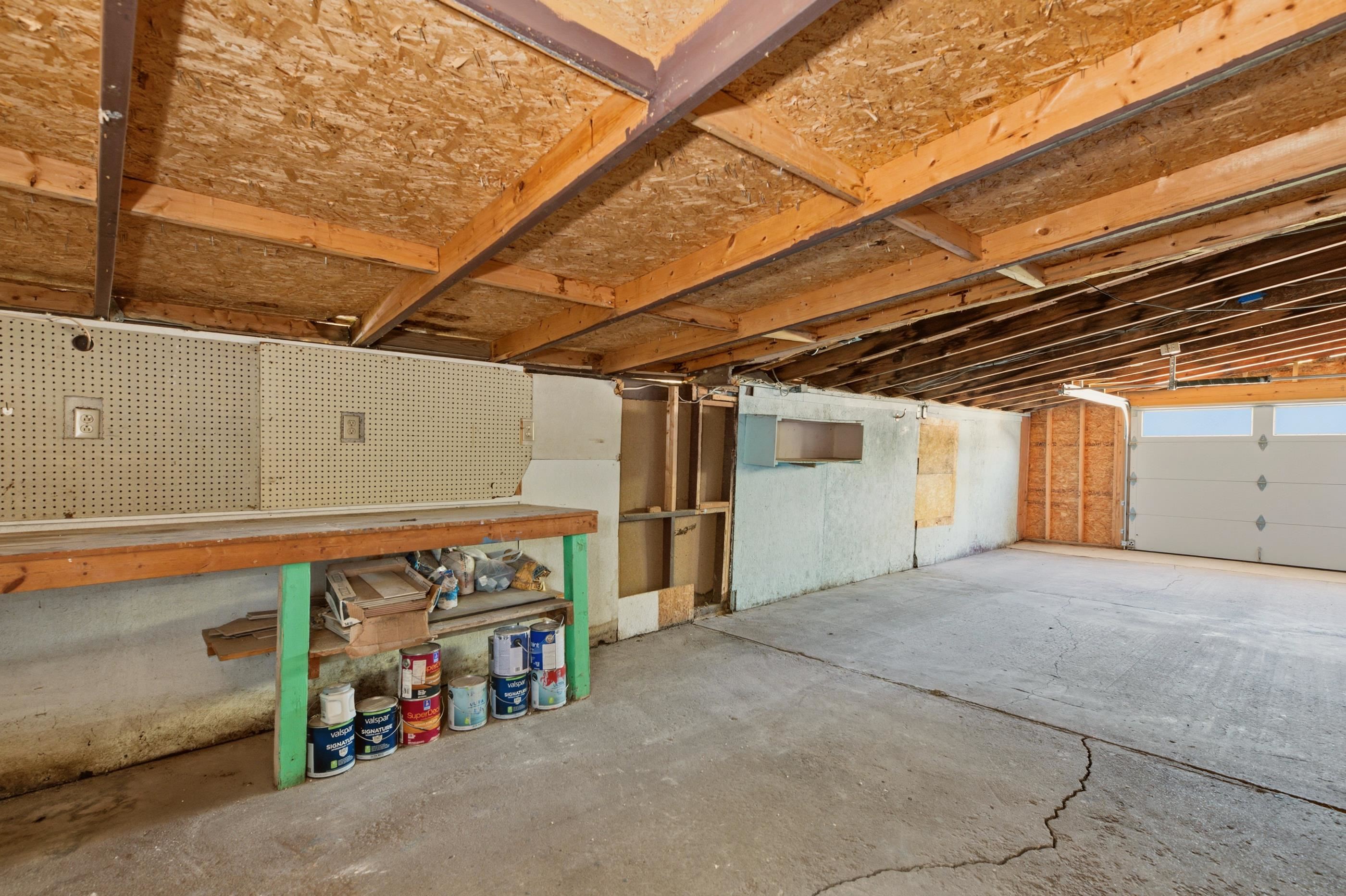 306 N Washington St Property Photo 32